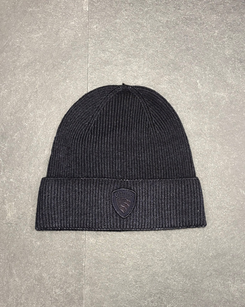 BLAUER CAP WITH LOGO ON THE CUFF
