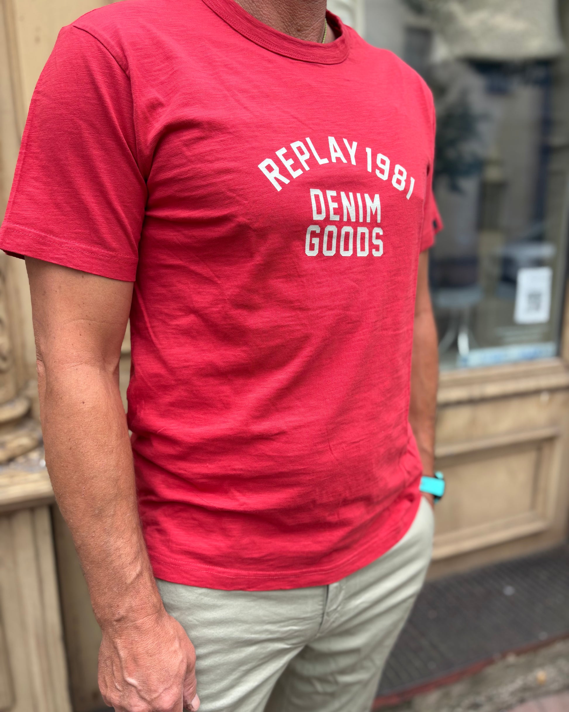 REPLAY PÁNSKÉ KRÁTKÉ TRIČKO S NÁPISEM