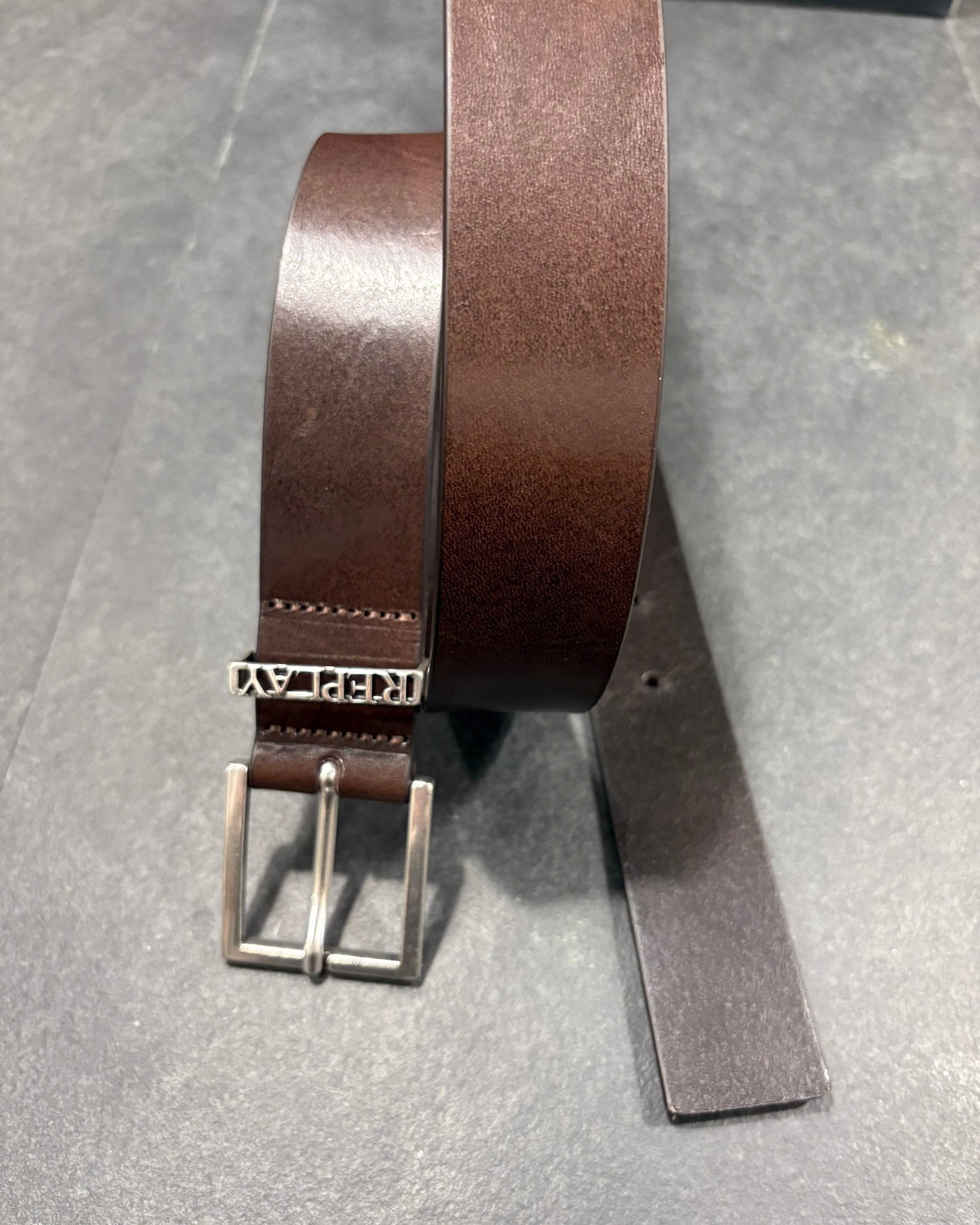 REPLAY PÁSEK S LOGEM A PÁSKOVOU SMYČKOU