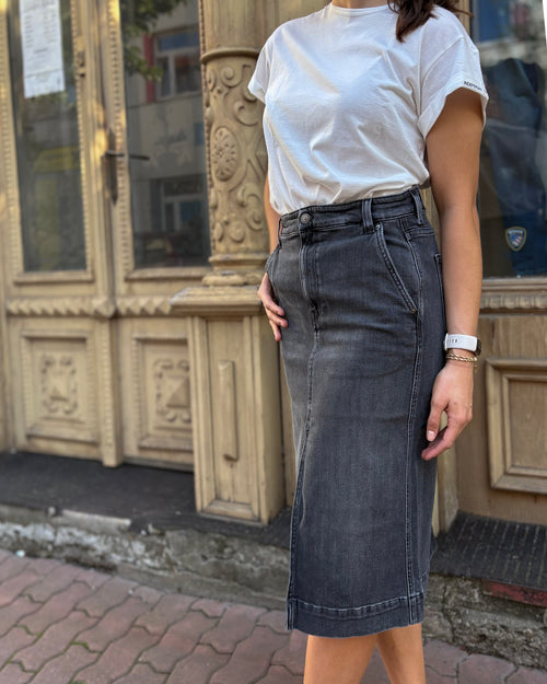 WOMEN'S REPLAY MIDI SKIRT IN BLACK DENIM WITH A SLIT