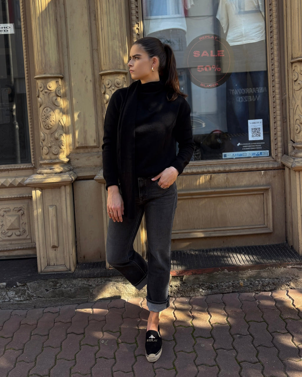 REPLAY WOMEN'S STRAIGHT FIT JEANS AKEME