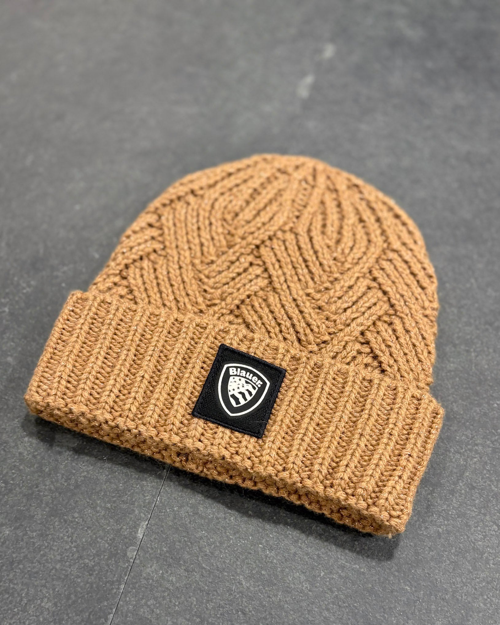 BLAUER PLETENÁ ČEPICE OPHIR