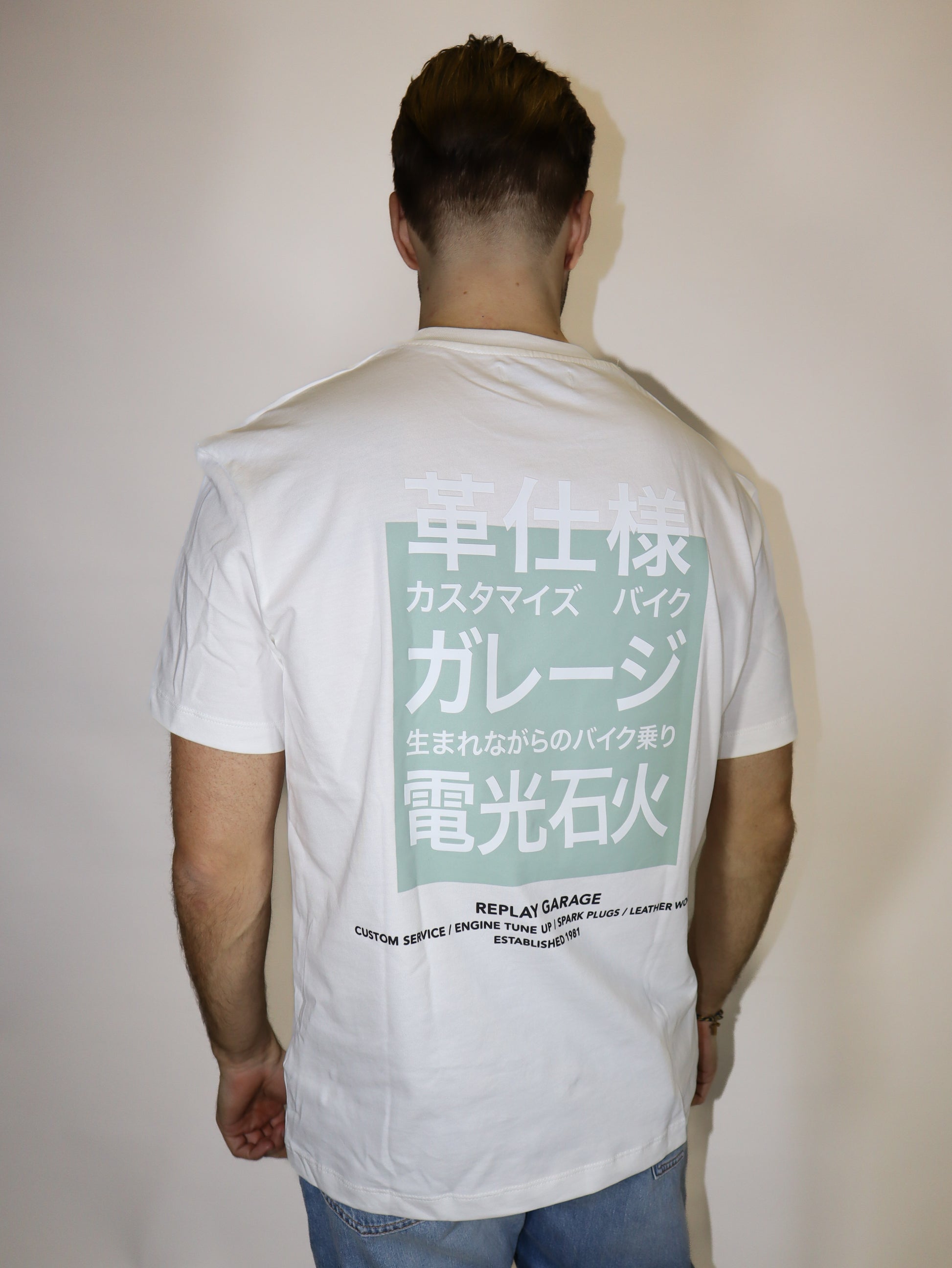 REPLAY PÁNSKÉ TRIČKO UVOLNĚNÉHO STŘIHU S POTISKEM