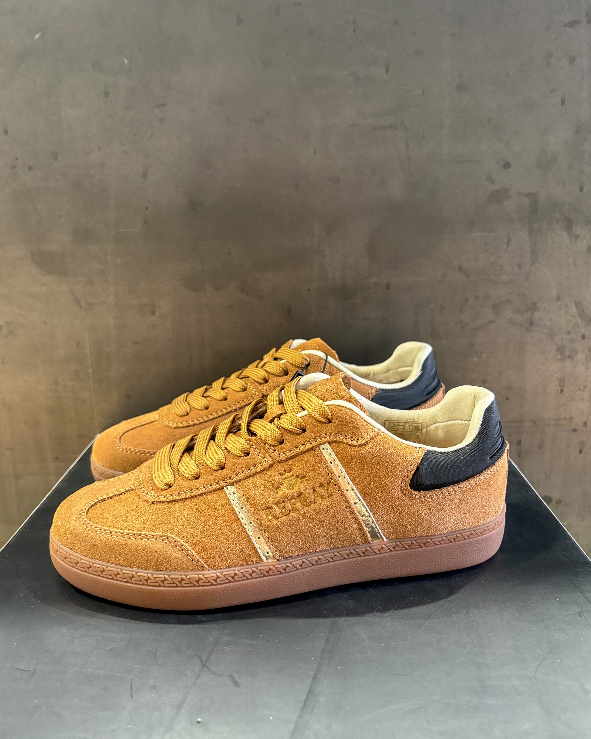 WOMEN'S SUEDE SNEAKERS REPLAY