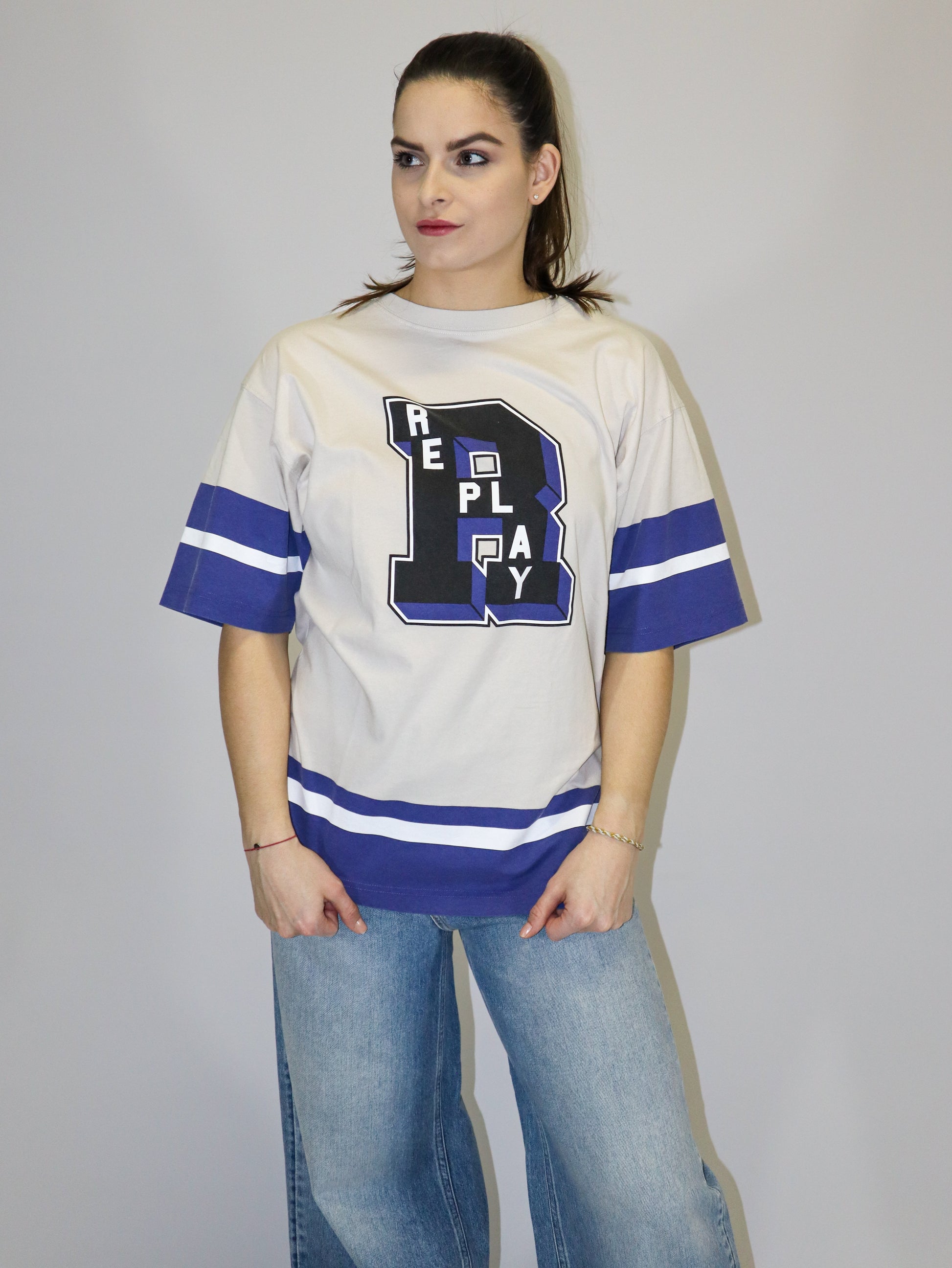 REPLAY DÁMSKÉ TRIČKO CHLAPECKÉHO STŘIHU S POTISKEM
