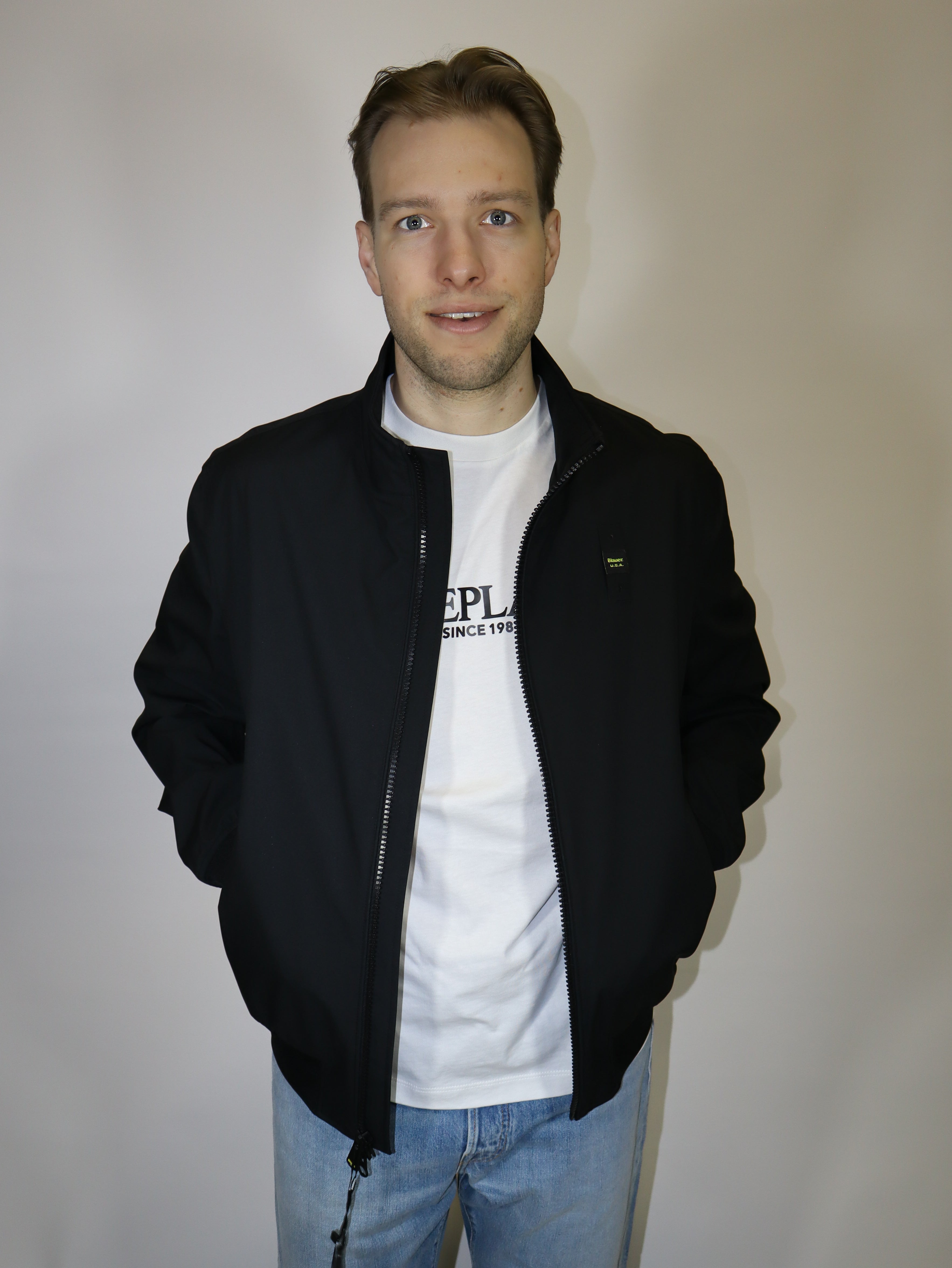 BLAUER FÉRFI ÁTMENETI KABÁT GALLÉRVAL