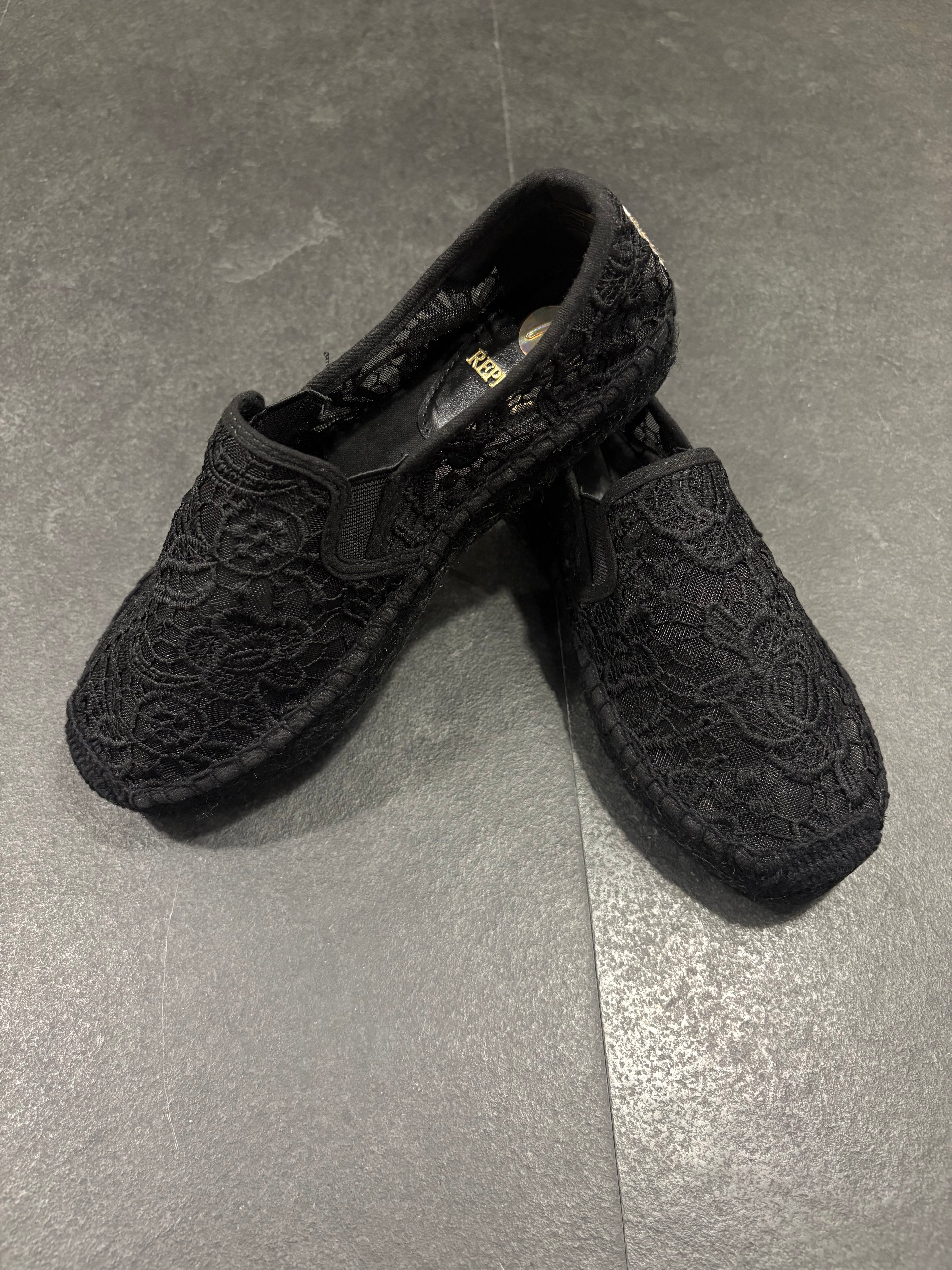 REPLAY DÁMSKÉ ESPADRILY S VYŠÍVANOU KRAJKOU 