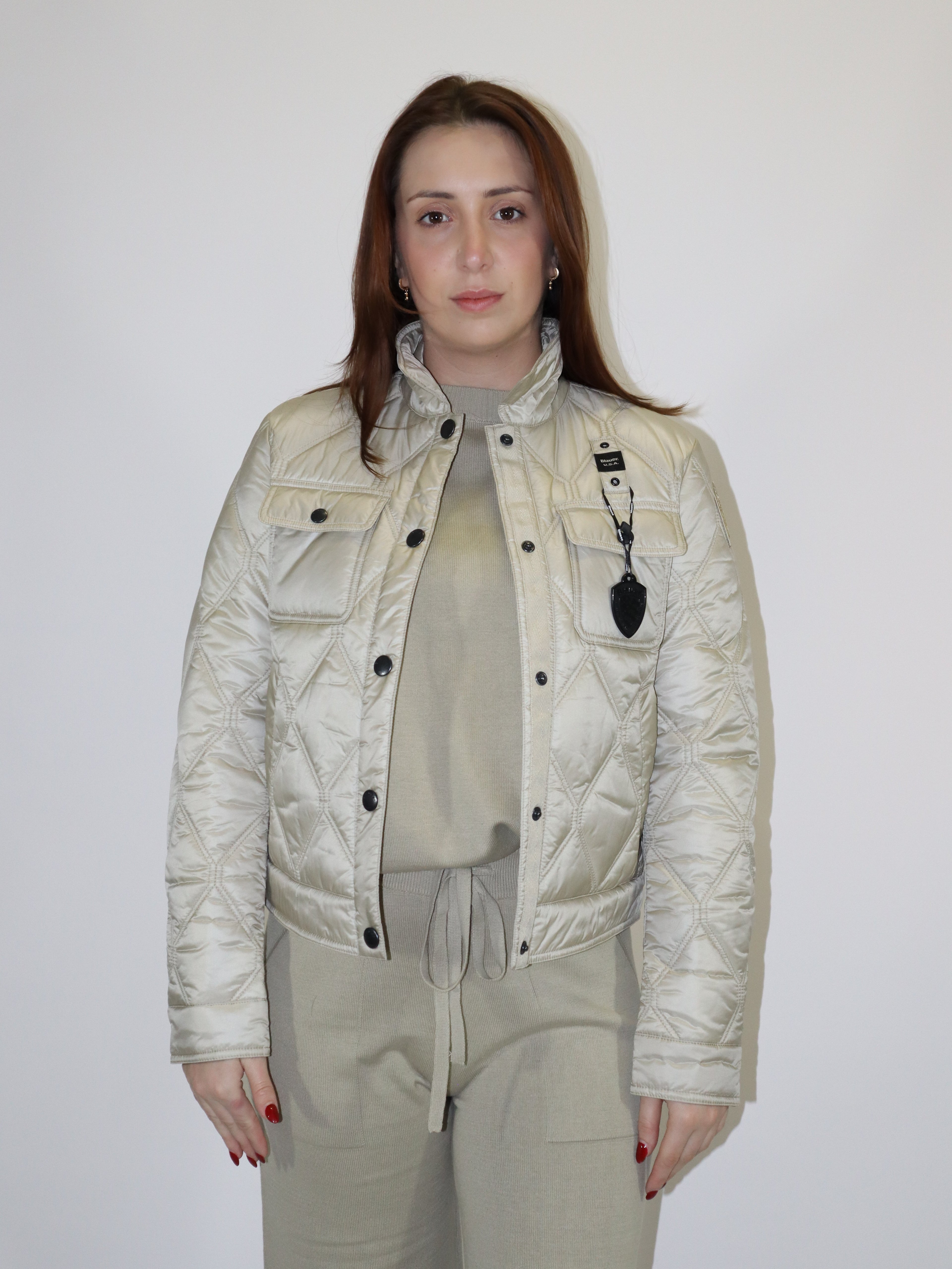 BLAUER NŐI INGSZABÁSÚ, SZIGETELT KABÁT DELHI 