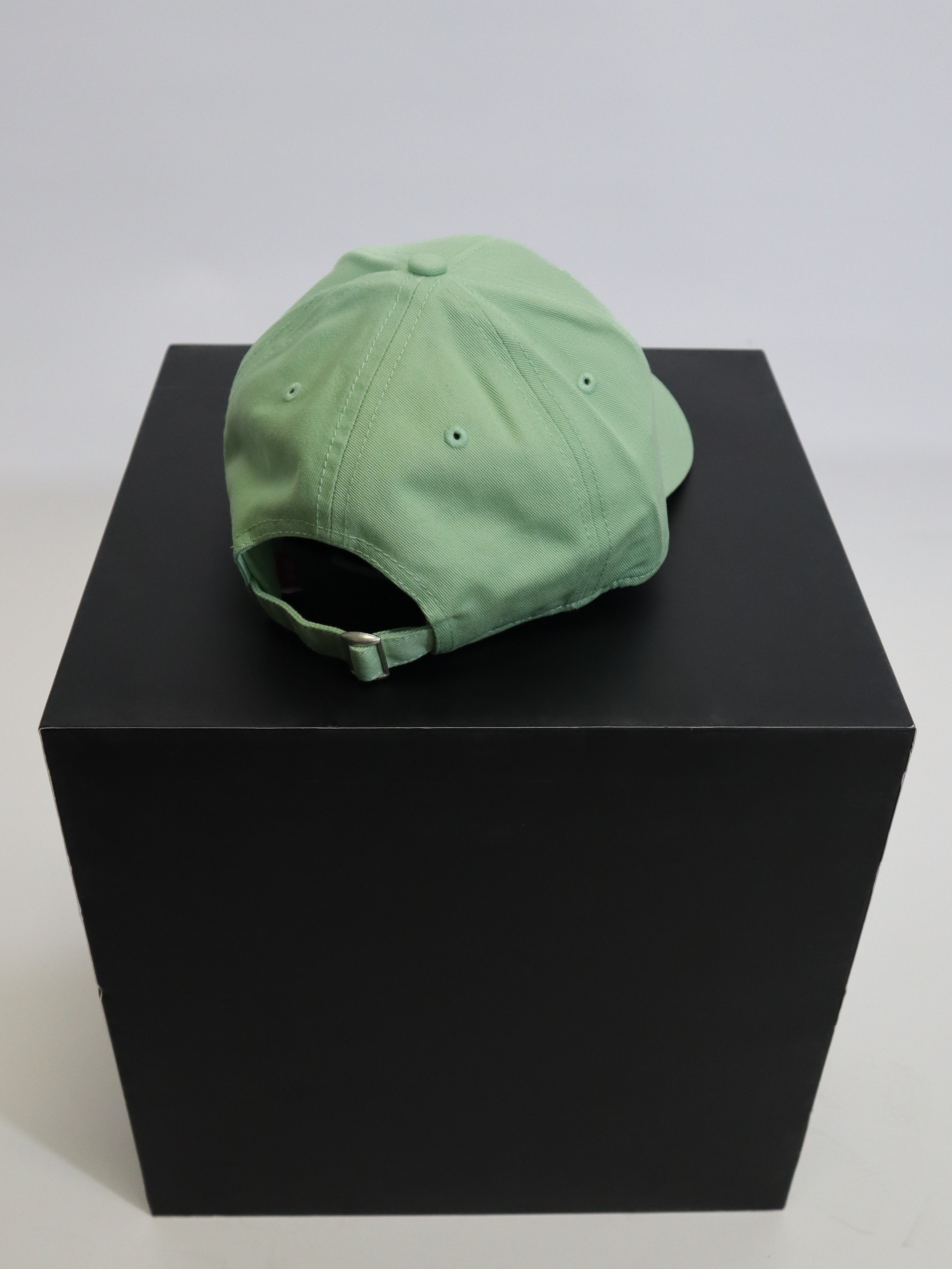 REPLAY NŐI SAPKA ALOHA HÍMZÉSSEL
