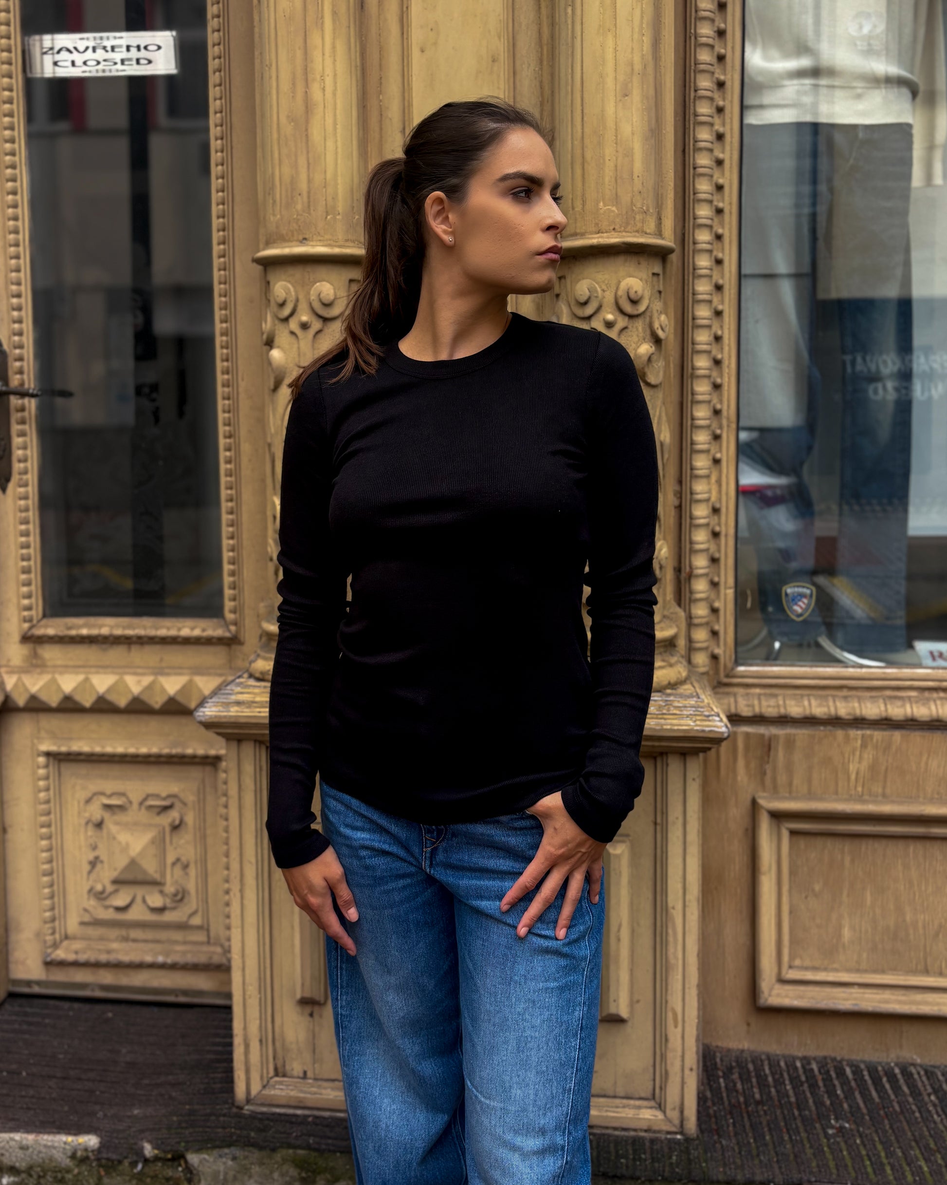 DÁMSKÉ TRIČKO REPLAY SLIM FIT STŘIHU S DLOUHÝM RUKÁVEM