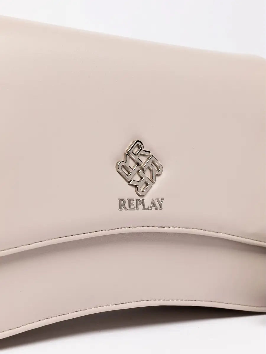 CROSSBODY TAŠKA S KLOPOU A POPRUHOM NA RAMENO 