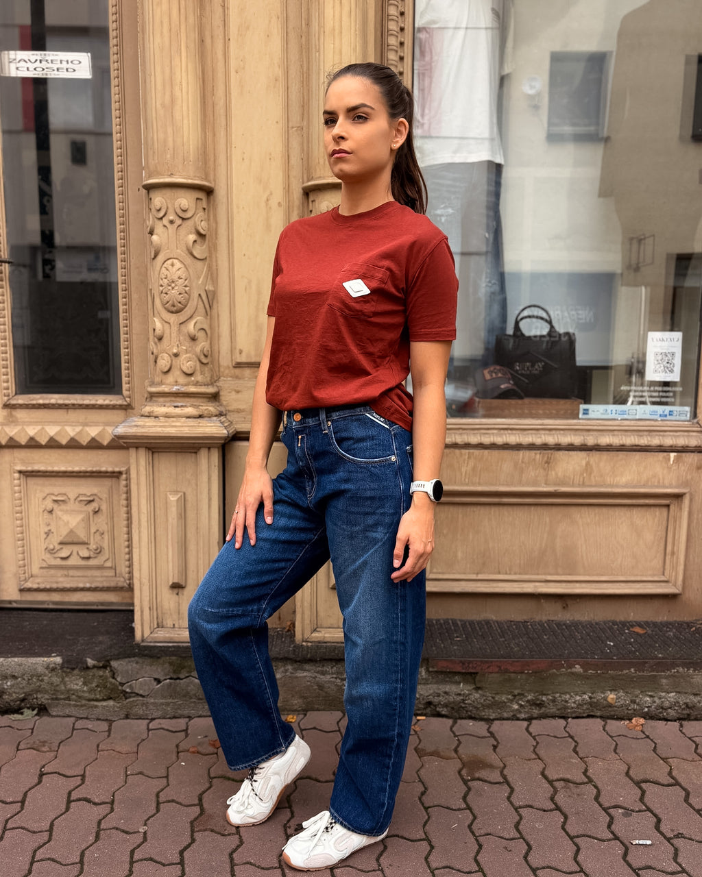 REPLAY DAMEN-T-SHIRT MIT BRUSTTASCHE 