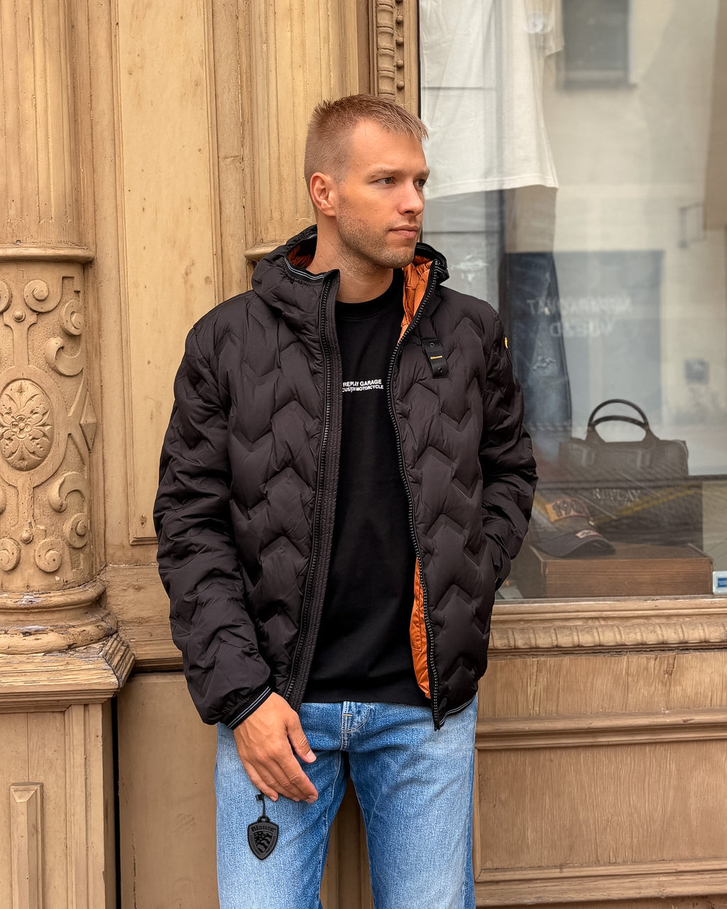 HERREN-DAUNENJACKE BLAUER MIT STEPPUNG UND KONTRASTFUTTER - 26WBLUC03233007308
