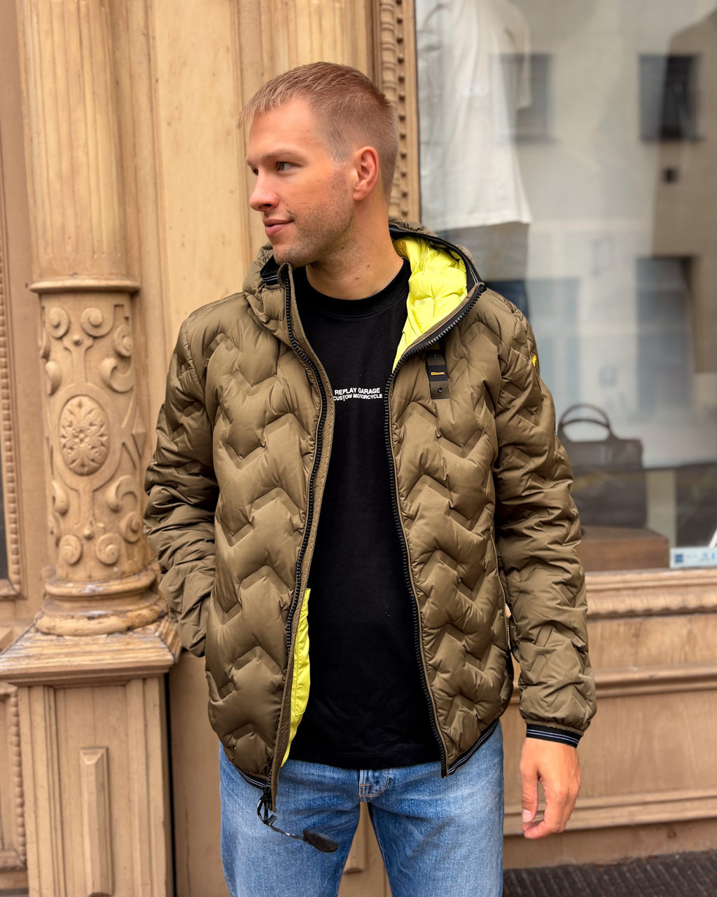 HERREN-DAUNENJACKE BLAUER MIT STEPPUNG UND KONTRASTFUTTER - 26WBLUC03233007308
