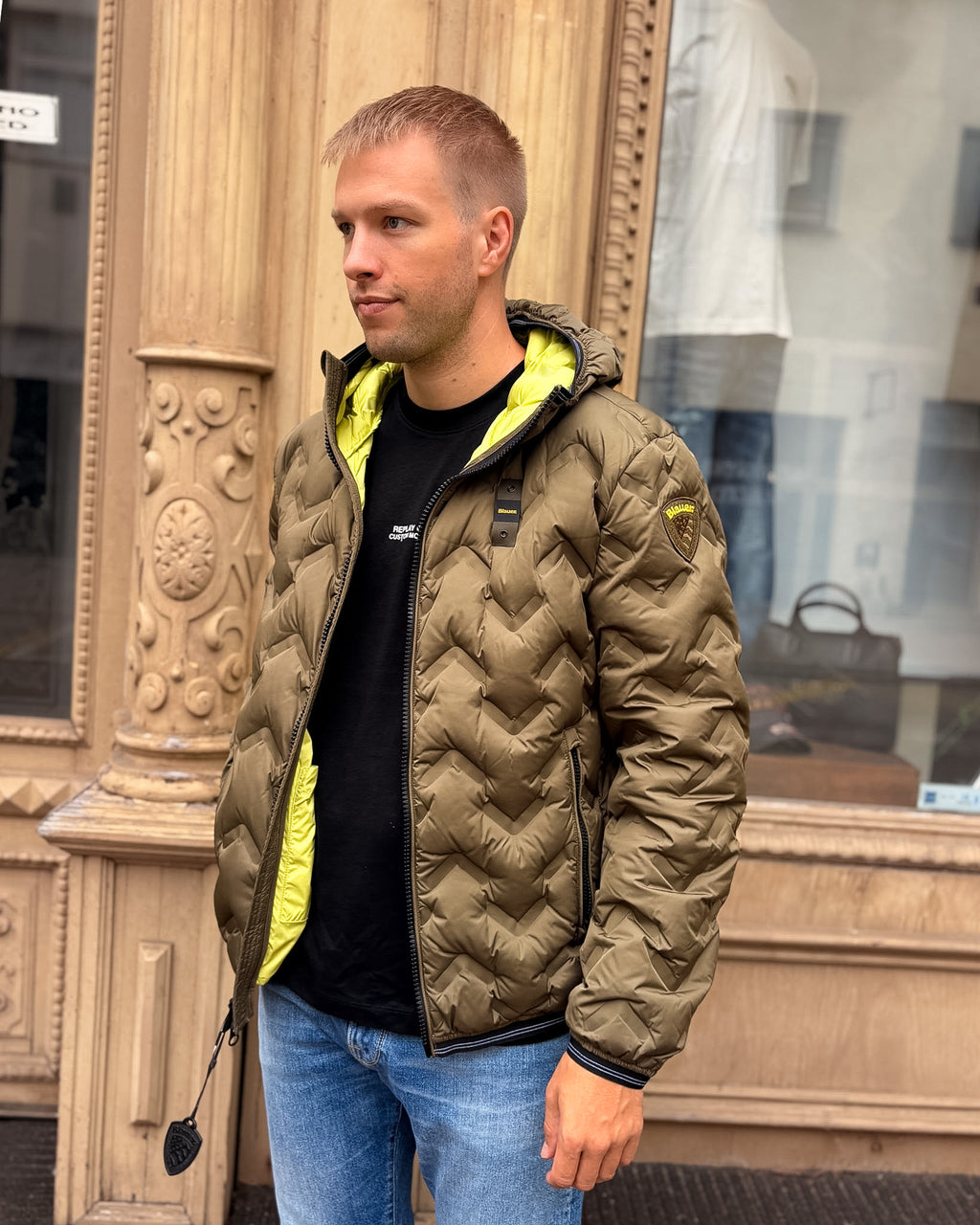 HERREN-DAUNENJACKE BLAUER MIT STEPPUNG UND KONTRASTFUTTER - 26WBLUC03233007308