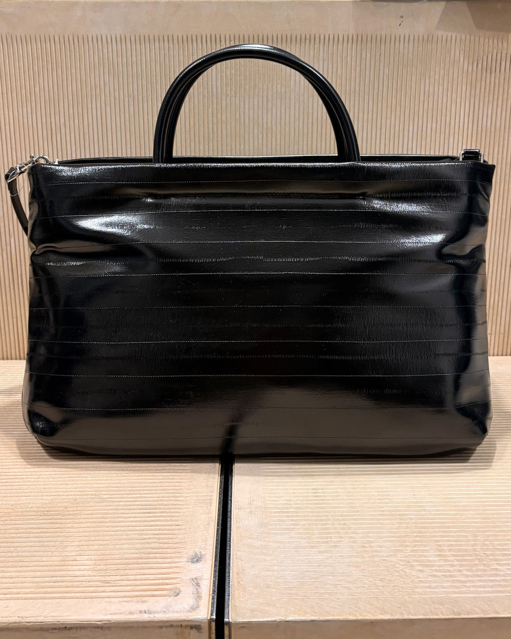 REPLAY SHOPPER FÜR DAMEN MIT GLÄNZENDER OBERFLÄCHE - FW01BR .000.A7243S