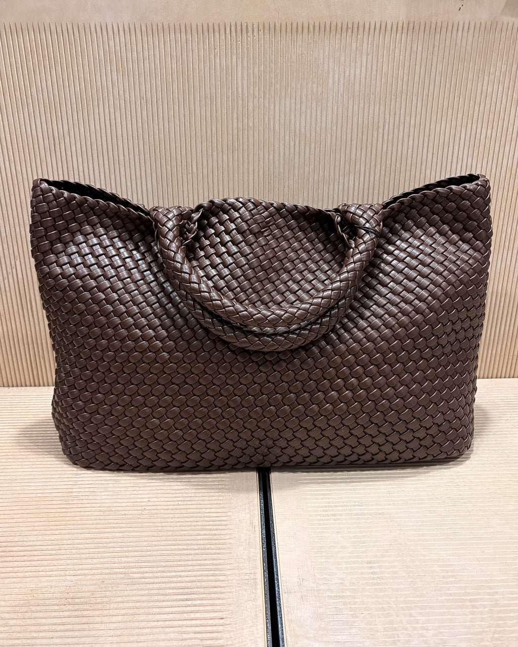 DÁMSKÁ TOTE BAG REPLAY S PLETÉNÝM VZOREM A ODNÍMATELNÝM CROSSBODY POPRUHEM - FW01CH .000.A7243S