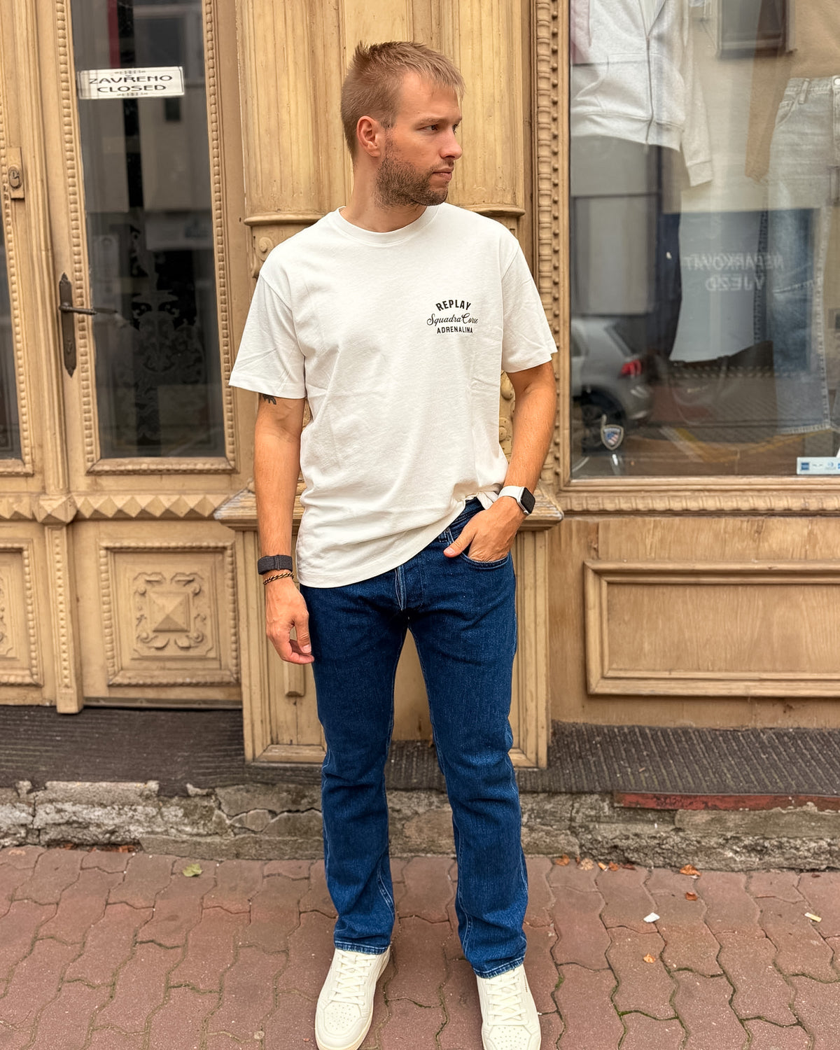 PÁNSKÉ DŽÍNY REPLAY STŘIHU GROVER STRAIGHT FIT - M0972 .000.879 264