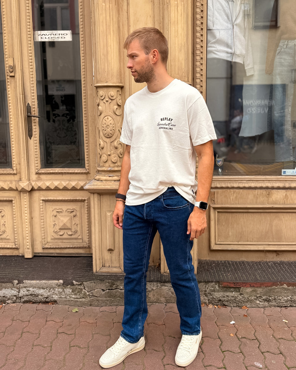 PÁNSKÉ DŽÍNY REPLAY STŘIHU GROVER STRAIGHT FIT - M0972 .000.879 264