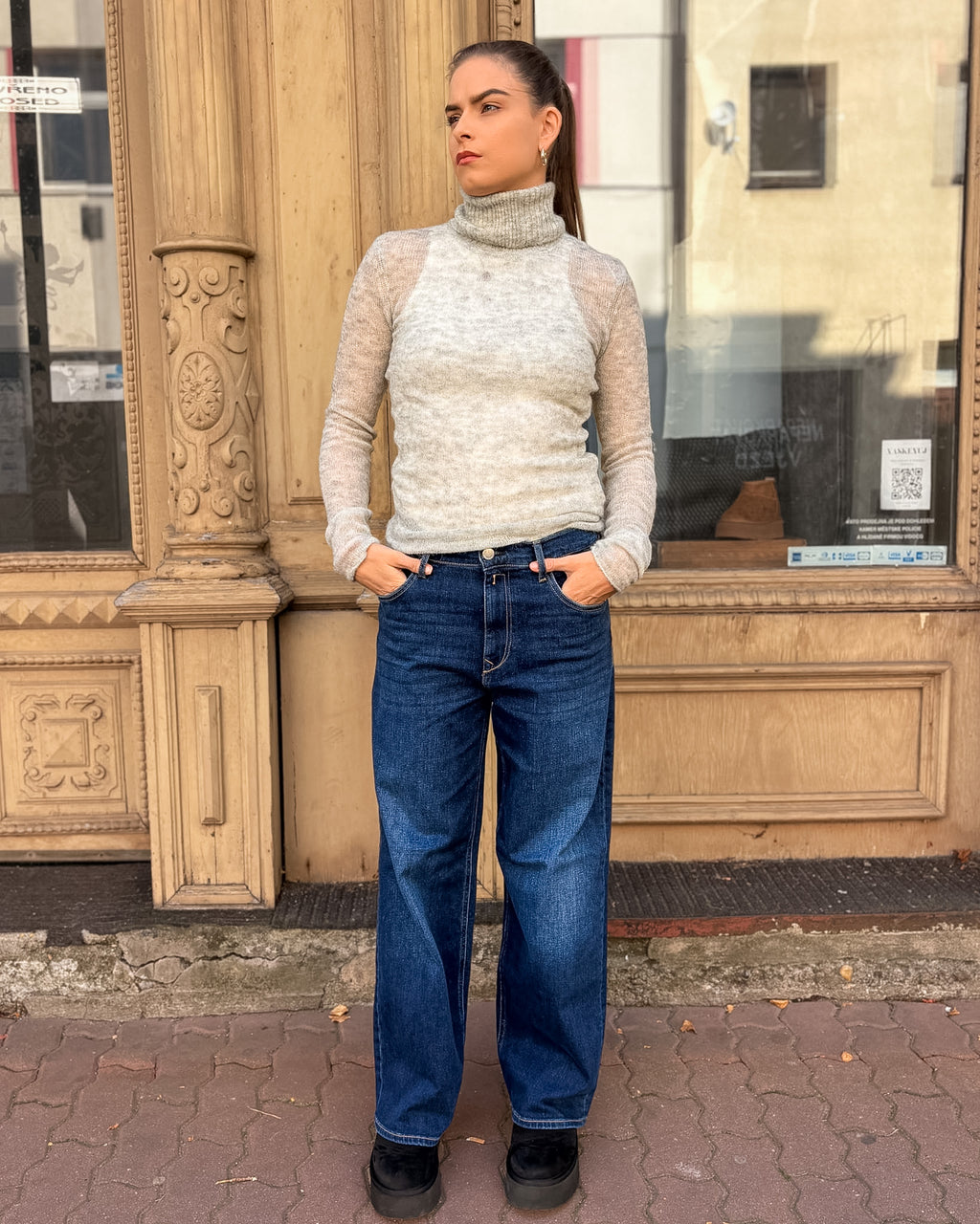 DÁMSKE WIDE-LEG DŽÍNY REPLAY CARY SO STREDNE VYSOKÝM PÁSOM
