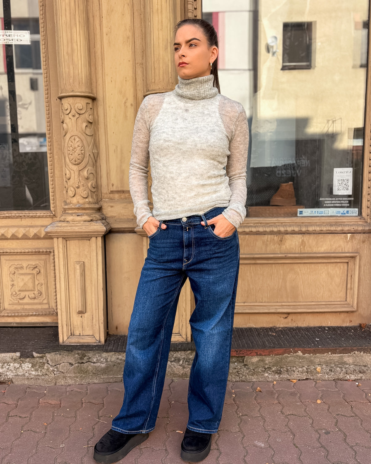 DÁMSKE WIDE-LEG DŽÍNY REPLAY CARY SO STREDNE VYSOKÝM PÁSOM