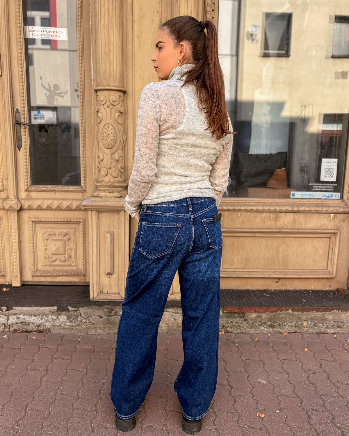 DÁMSKE WIDE-LEG DŽÍNY REPLAY CARY SO STREDNE VYSOKÝM PÁSOM