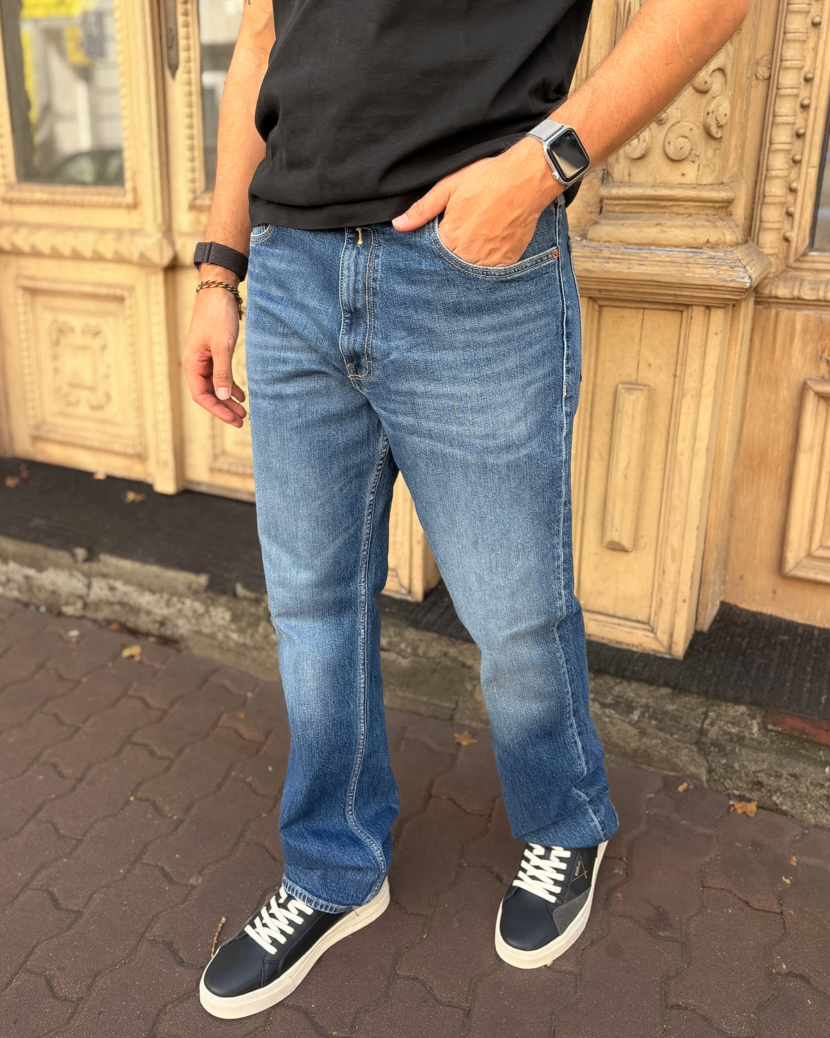REPLAY HERRENJEANS CLEY IM BOOTCUT-SCHNITT