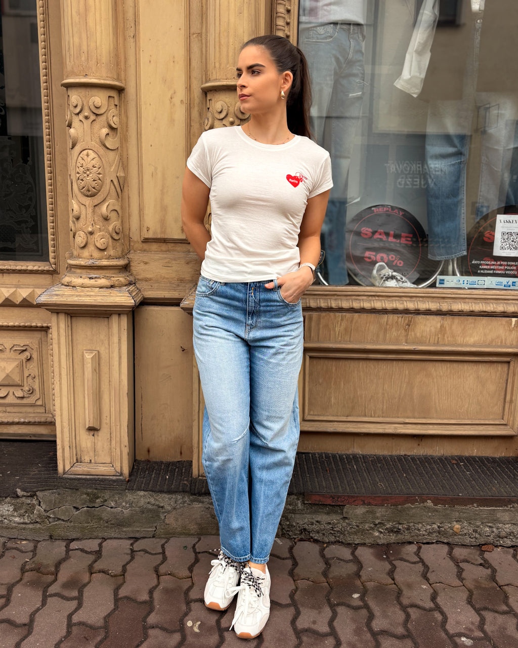 DÁMSKÉ TRIČKO REPLAY S POTISKEM NA HRUDI