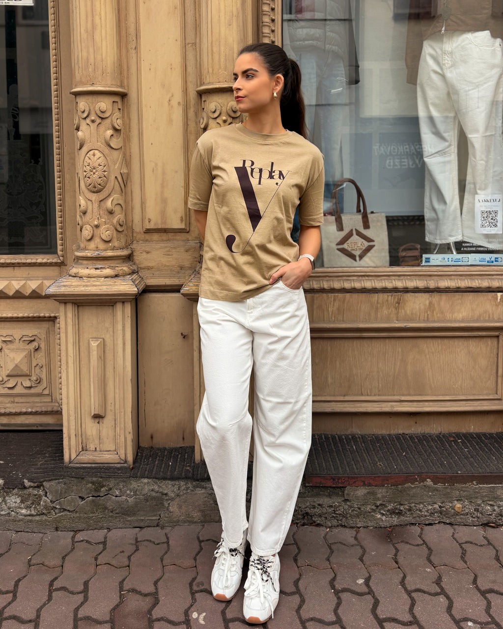 DÁMSKE DŽÍNSY REPLAY JANIE BARREL FIT