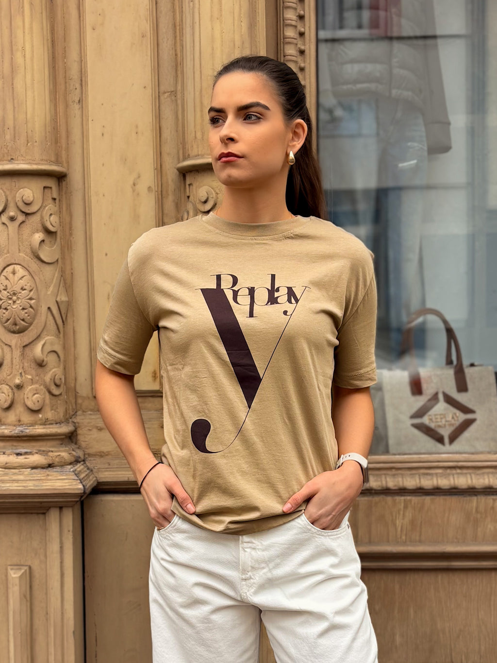 DÁMSKÉ TRIČKO REPLAY S POTISKEM NA HRUDI 