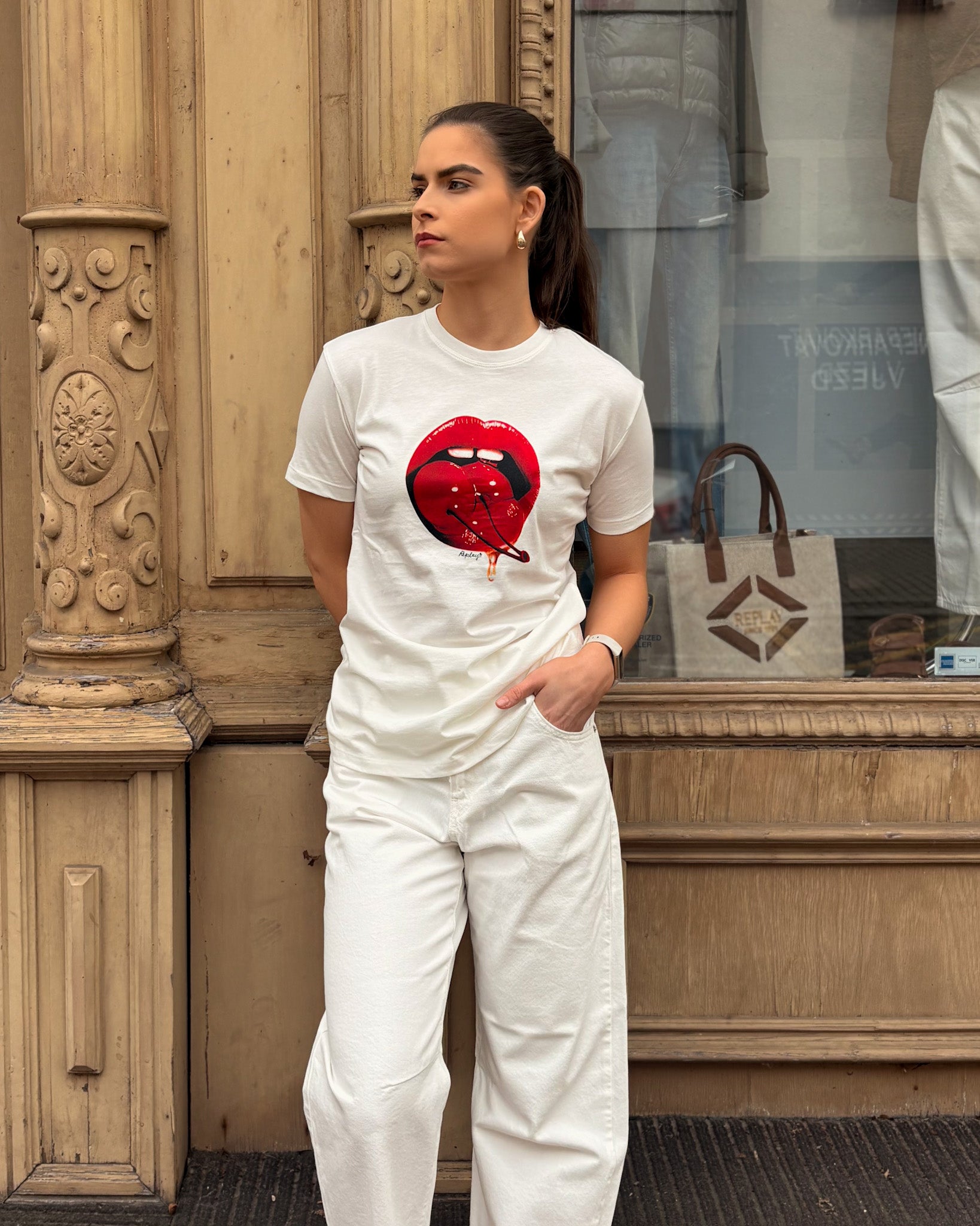 DÁMSKÉ TRIČKO REPLAY S POTISKEM RTŮ