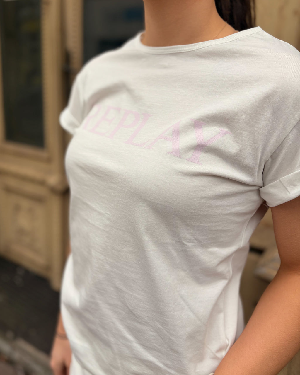 DÁMSKÉ TRIČKO REPLAY S POTISKEM NA HRUDI 