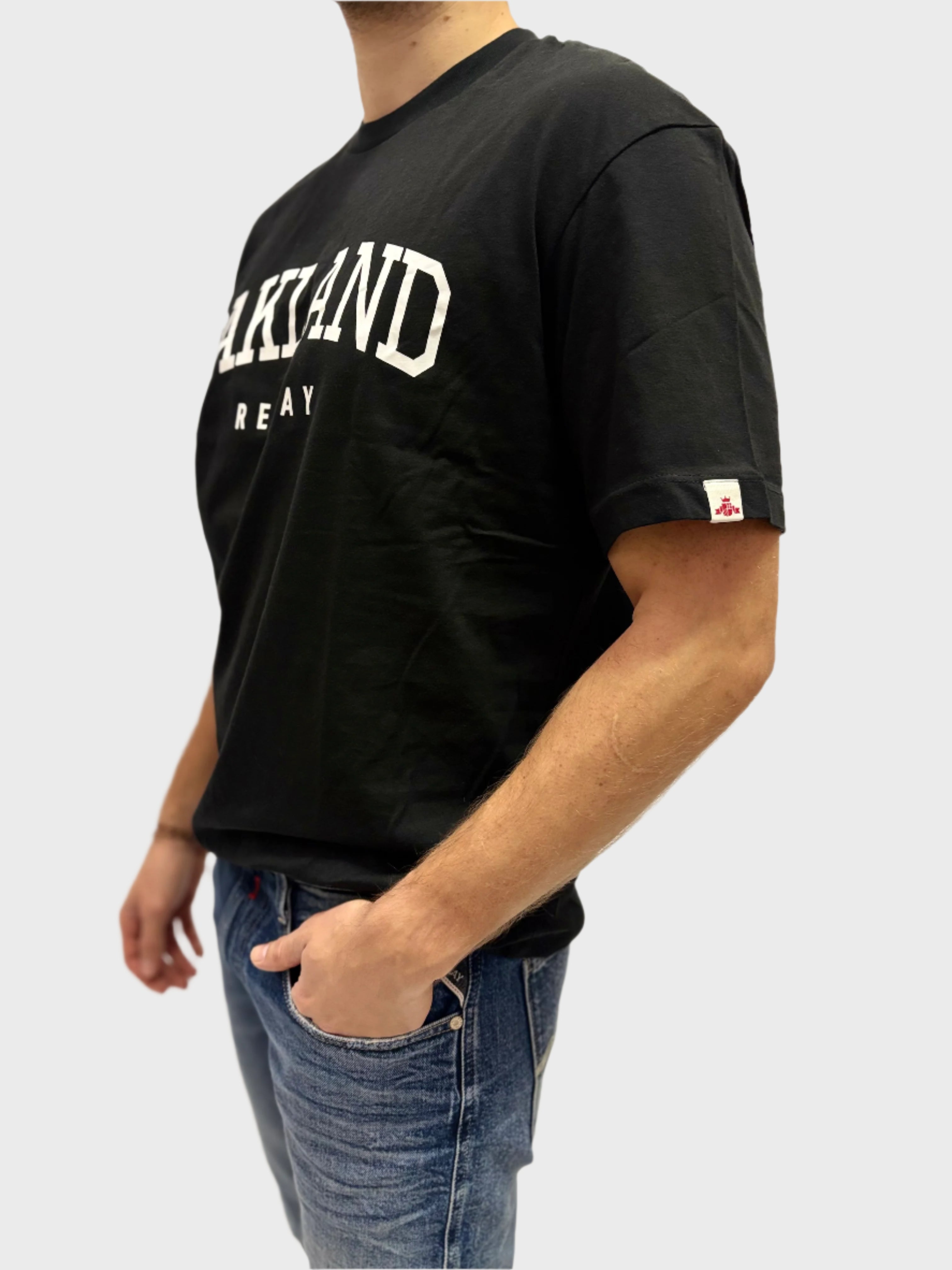 REPLAY PÁNSKE TRIČKO VOĽNÉHO STRIHU S POTLAČOU