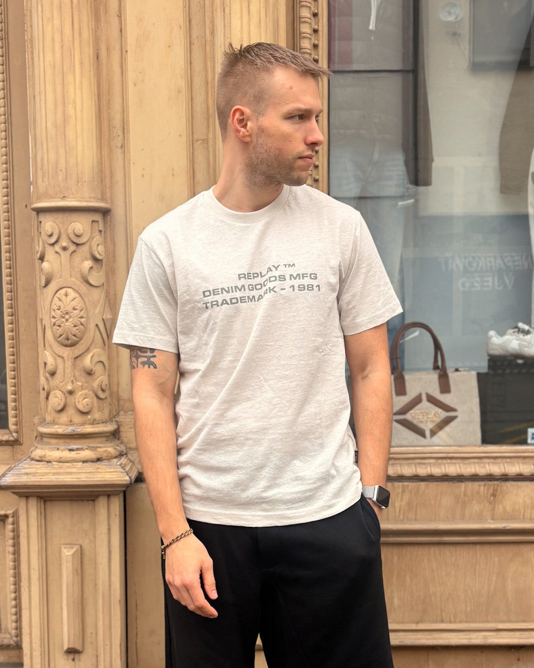 PÁNSKÉ TRIČKO REPLAY S POTISKEM 