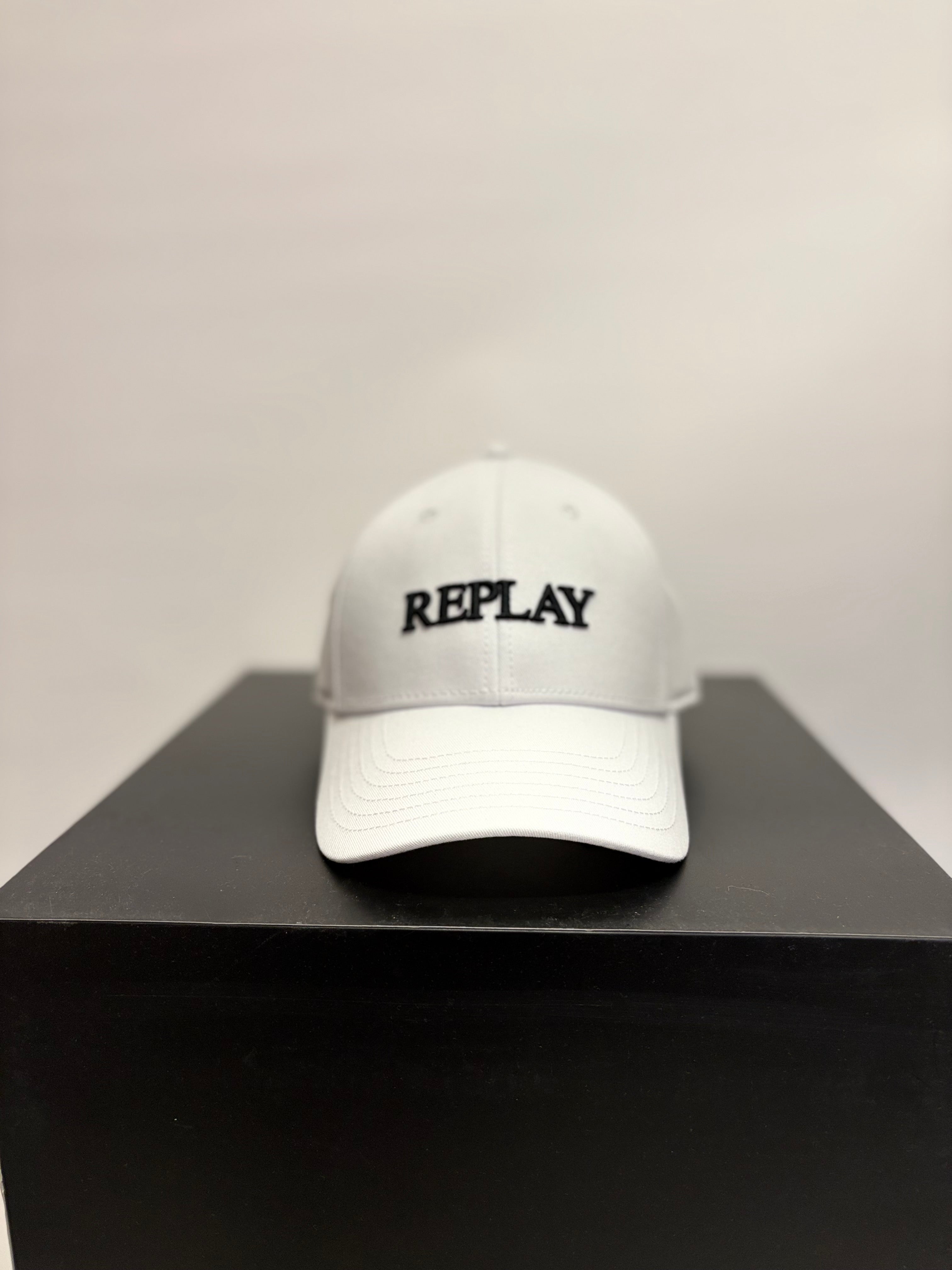 REPLAY FÉRFI BASEBALL SAPKA FELIRATTAL