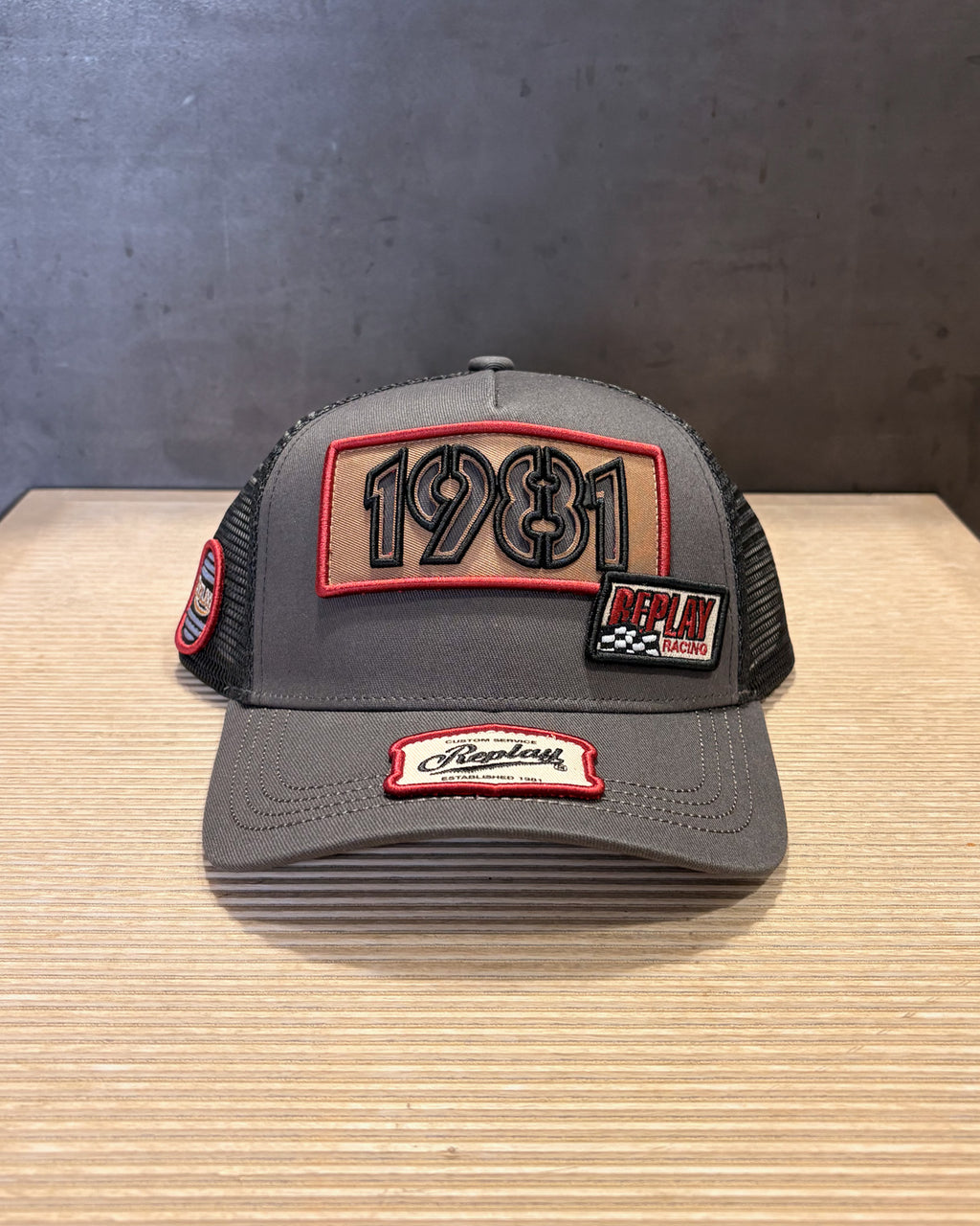 MEN'S REPLAY BASEBALL CAP WITH PATCHES