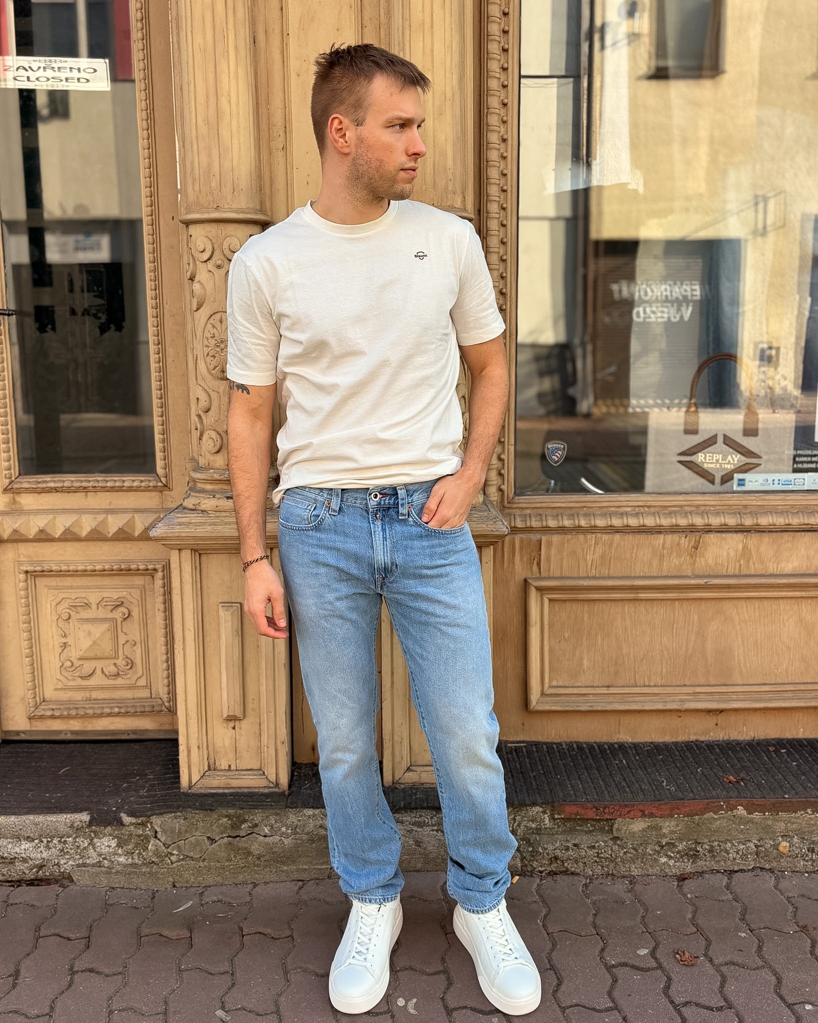 PÁNSKÉ BASIC TRIČKO BLAUER S KULATÝM VÝSTŘIHEM