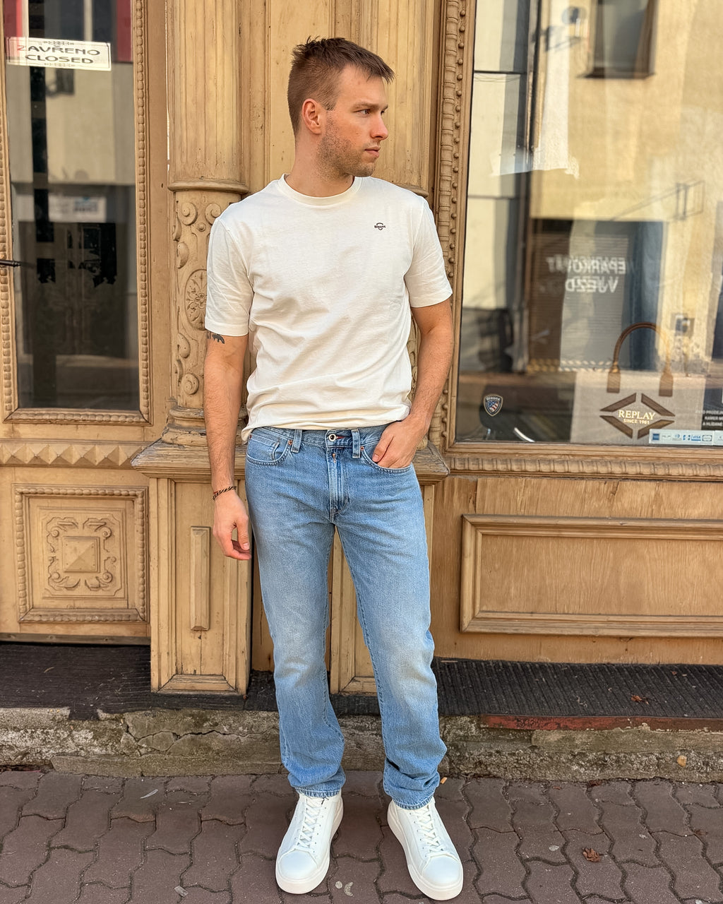 PÁNSKE DŽÍNSY REPLAY NEAAL SLIM-FIT STRIHU