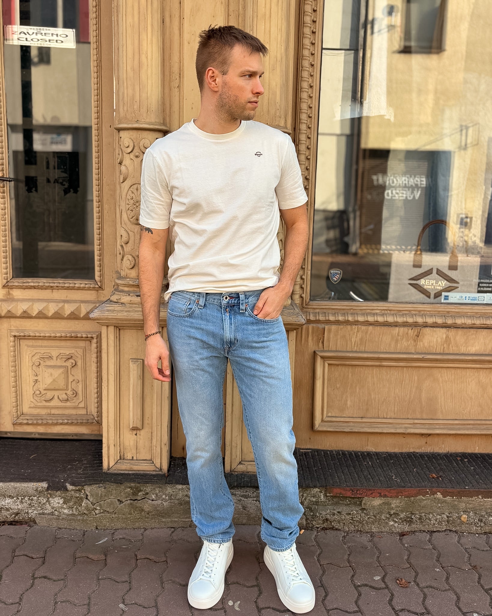 PÁNSKE DŽÍNSY REPLAY NEAAL SLIM-FIT STRIHU