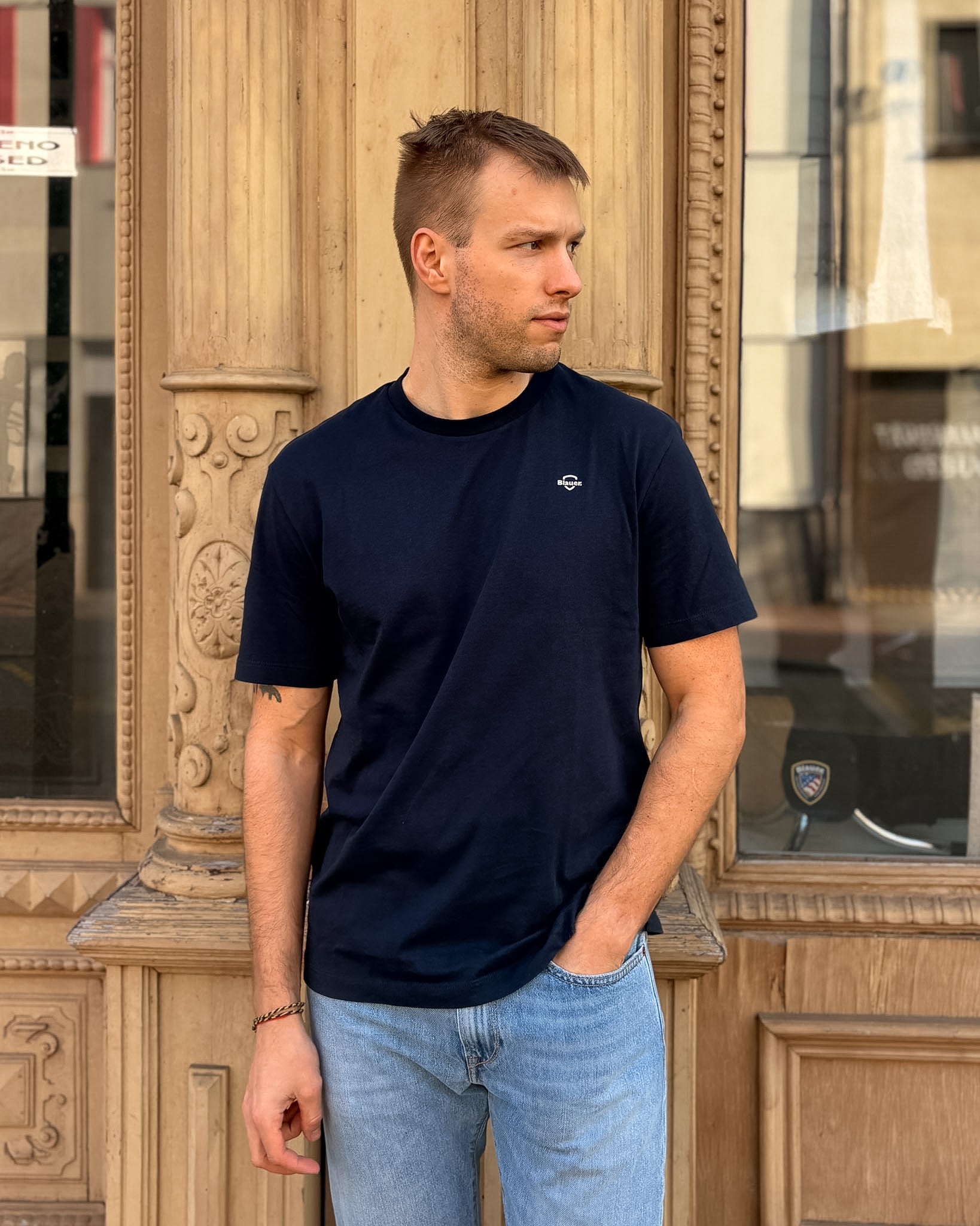 PÁNSKÉ BASIC TRIČKO BLAUER S KULATÝM VÝSTŘIHEM