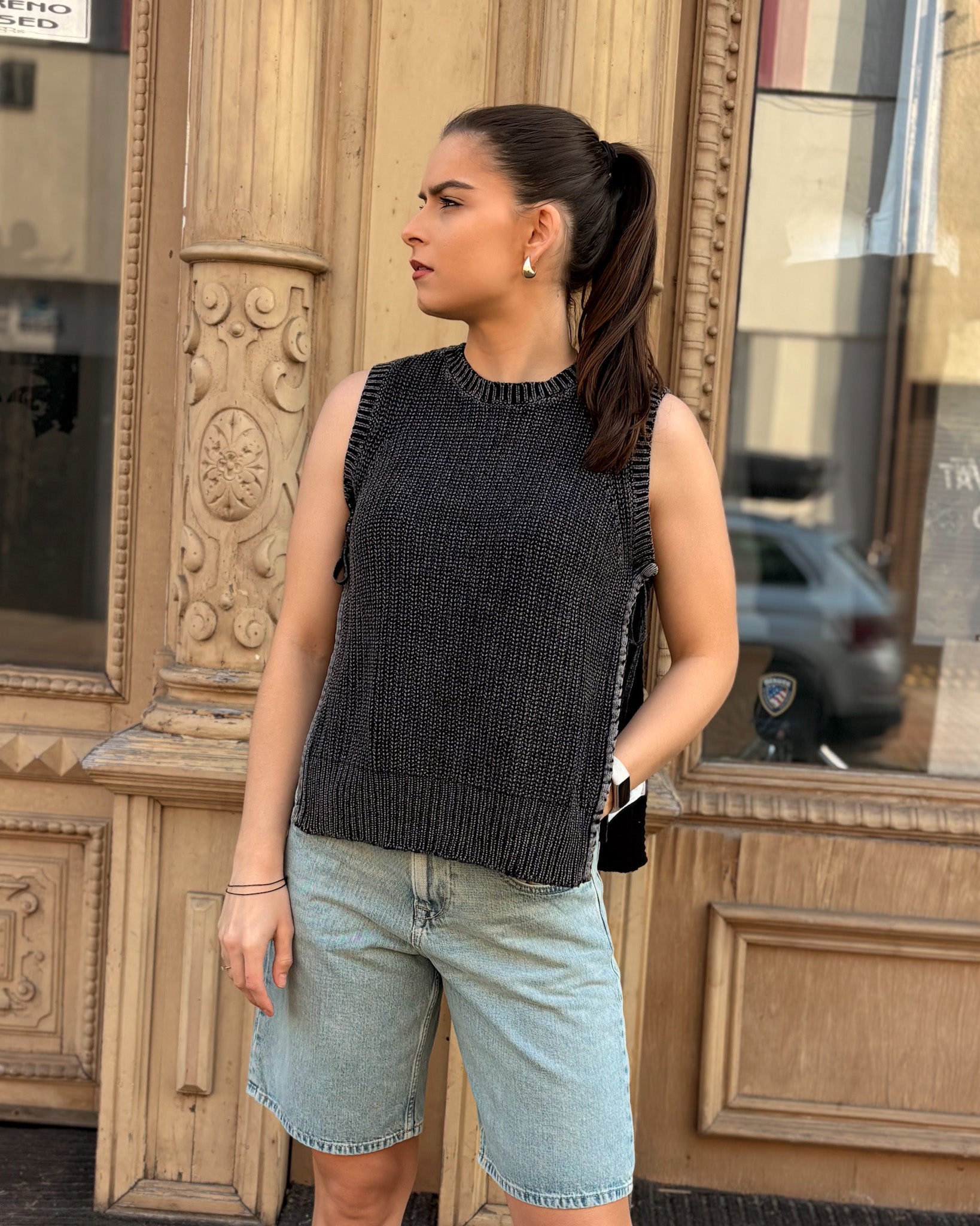 DÁMSKÝ PLETENÝ TOP REPLAY SE ZAVAZOVÁNÍM NA BOCÍCH 