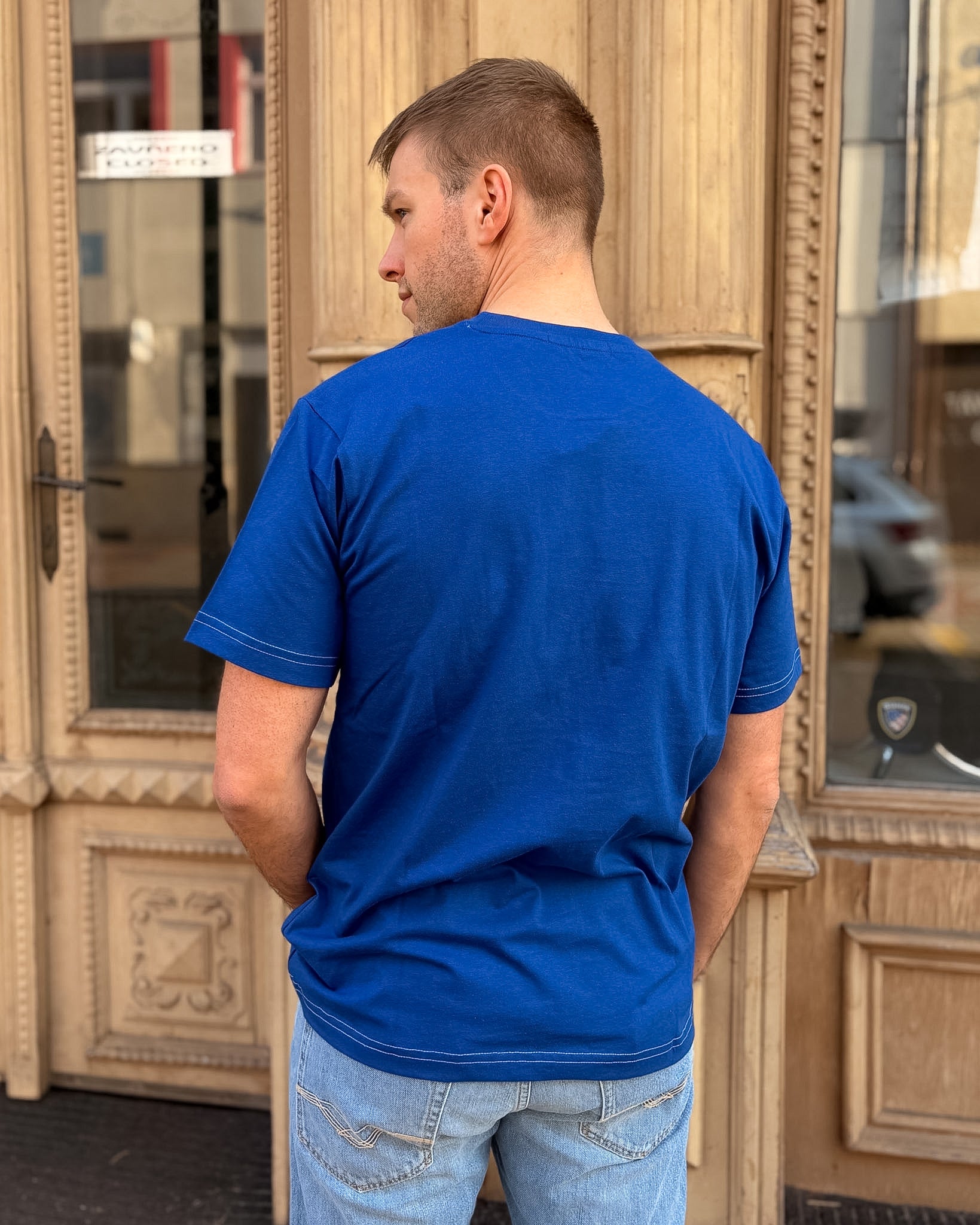 PÁNSKE TRIČKO S POTLAČOU NA HRUDI 