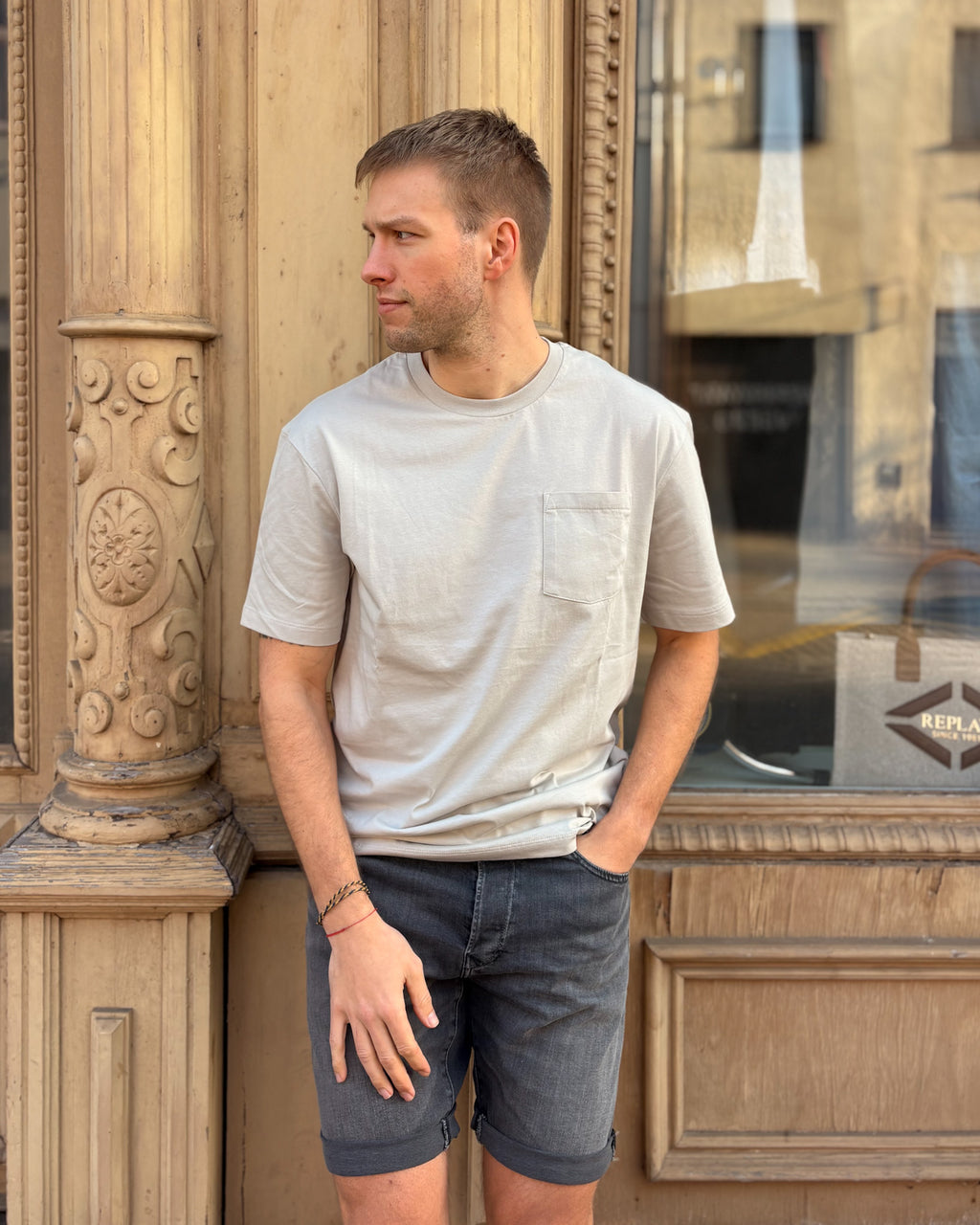 PÁNSKE TRIČKO REPLAY S POTLAČOU INŠPIROVANOU JAPONSKOM 