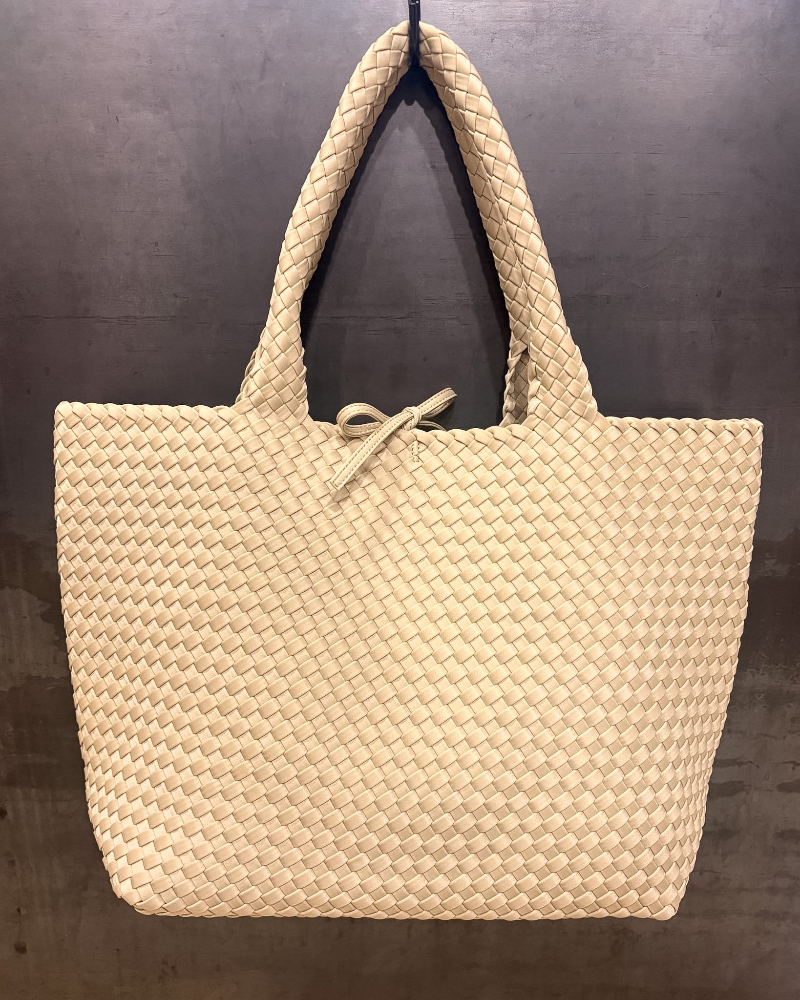 NEOPRENOVÁ TAŠKA BLAUER TYPU TOTE BAG 