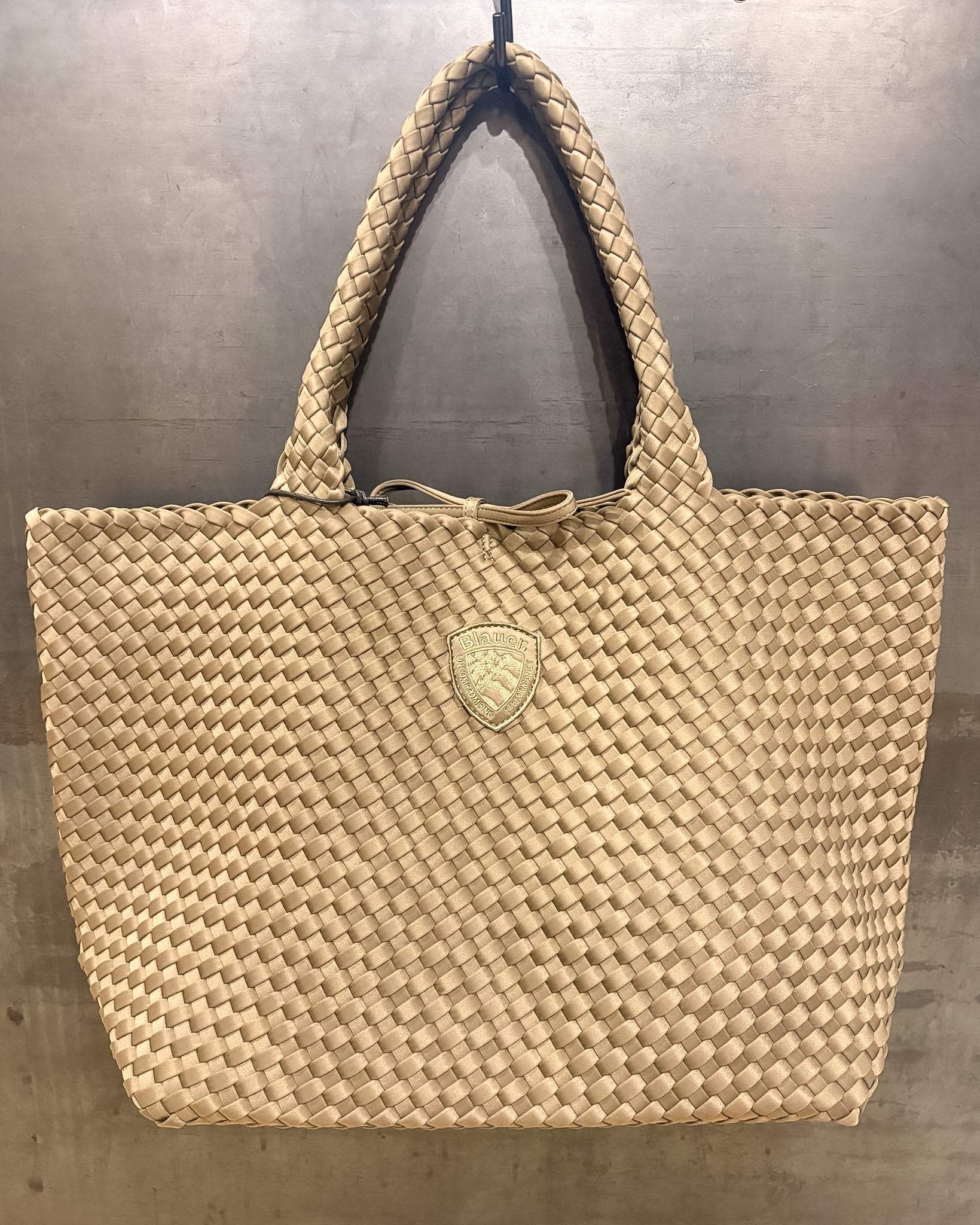 NEOPRENOVÁ TAŠKA BLAUER TYPU TOTE BAG 