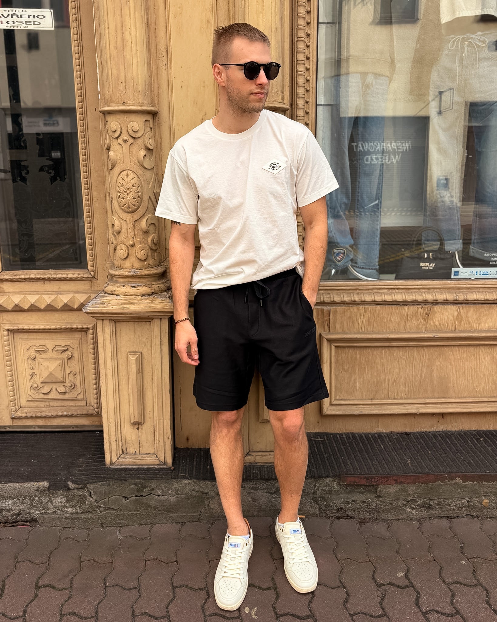 PÁNSKÉ TEPLÁKOVÉ ŠORTKY REPLAY S KLASICKÝM STŘIHEM