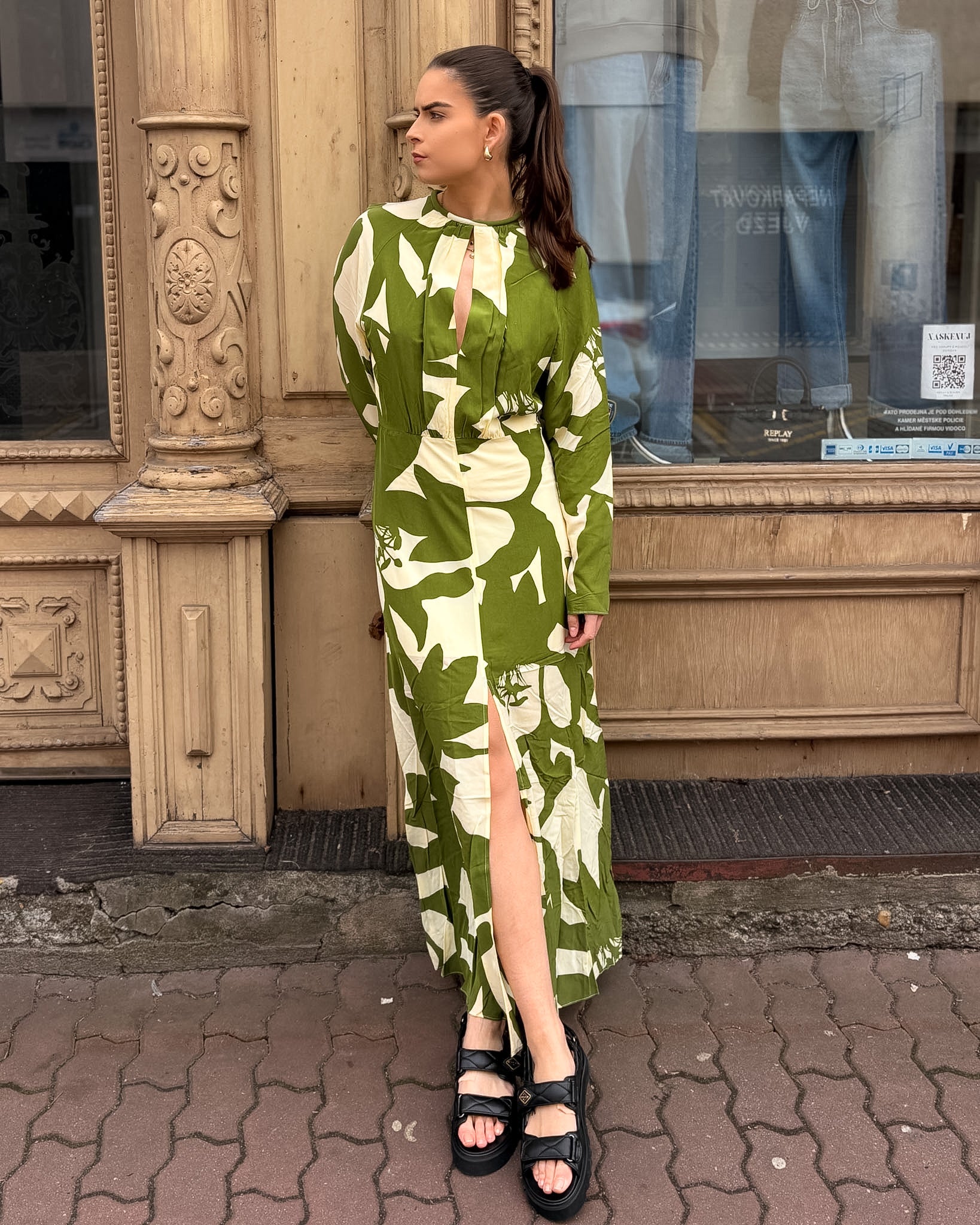 REPLAY LONG DRESS WITH TWO-TONE FLORAL PRINT