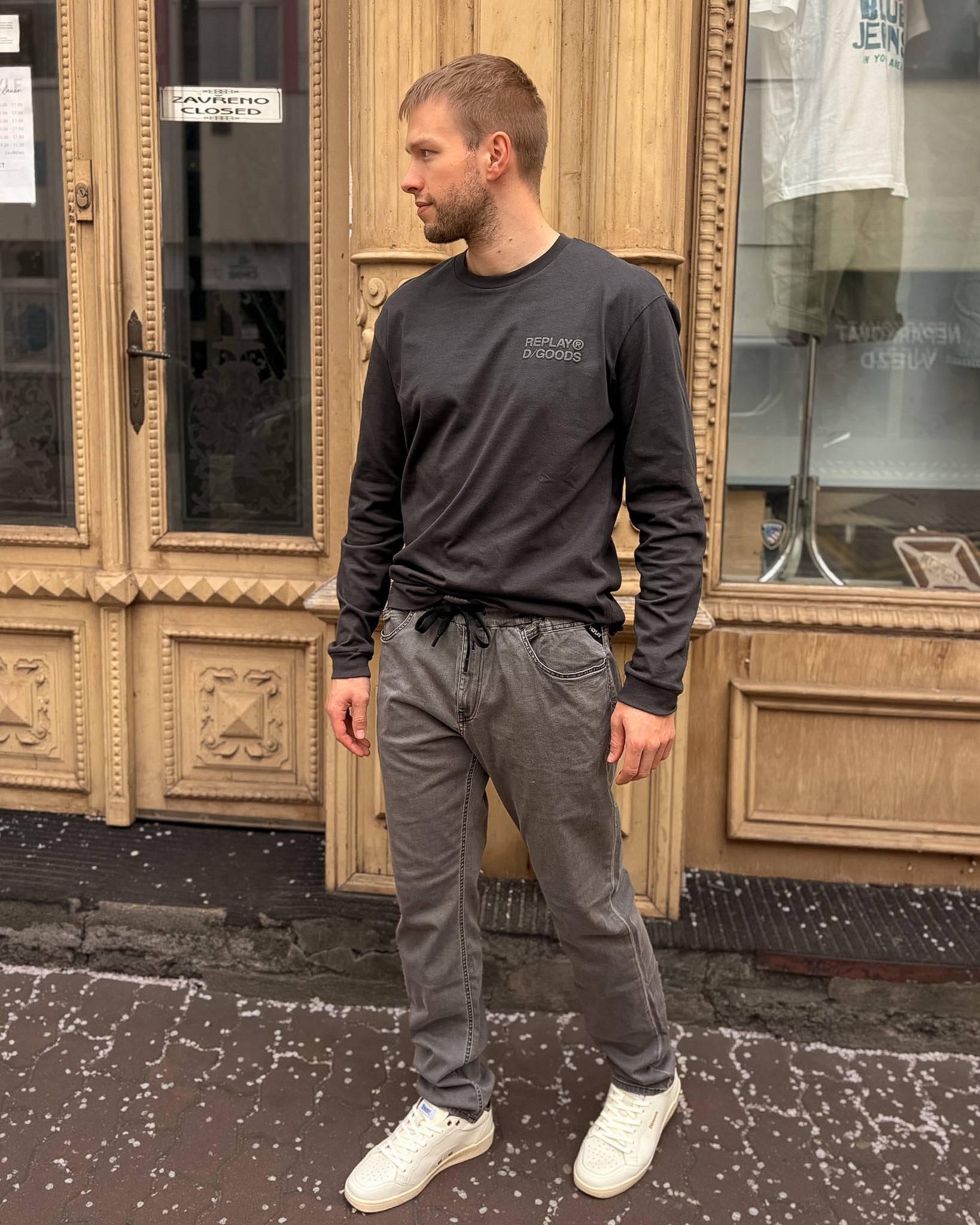 REPLAY PÁNSKÉ DŽÍNY LANNY SLIM-FIT - M1037 .000.885 146