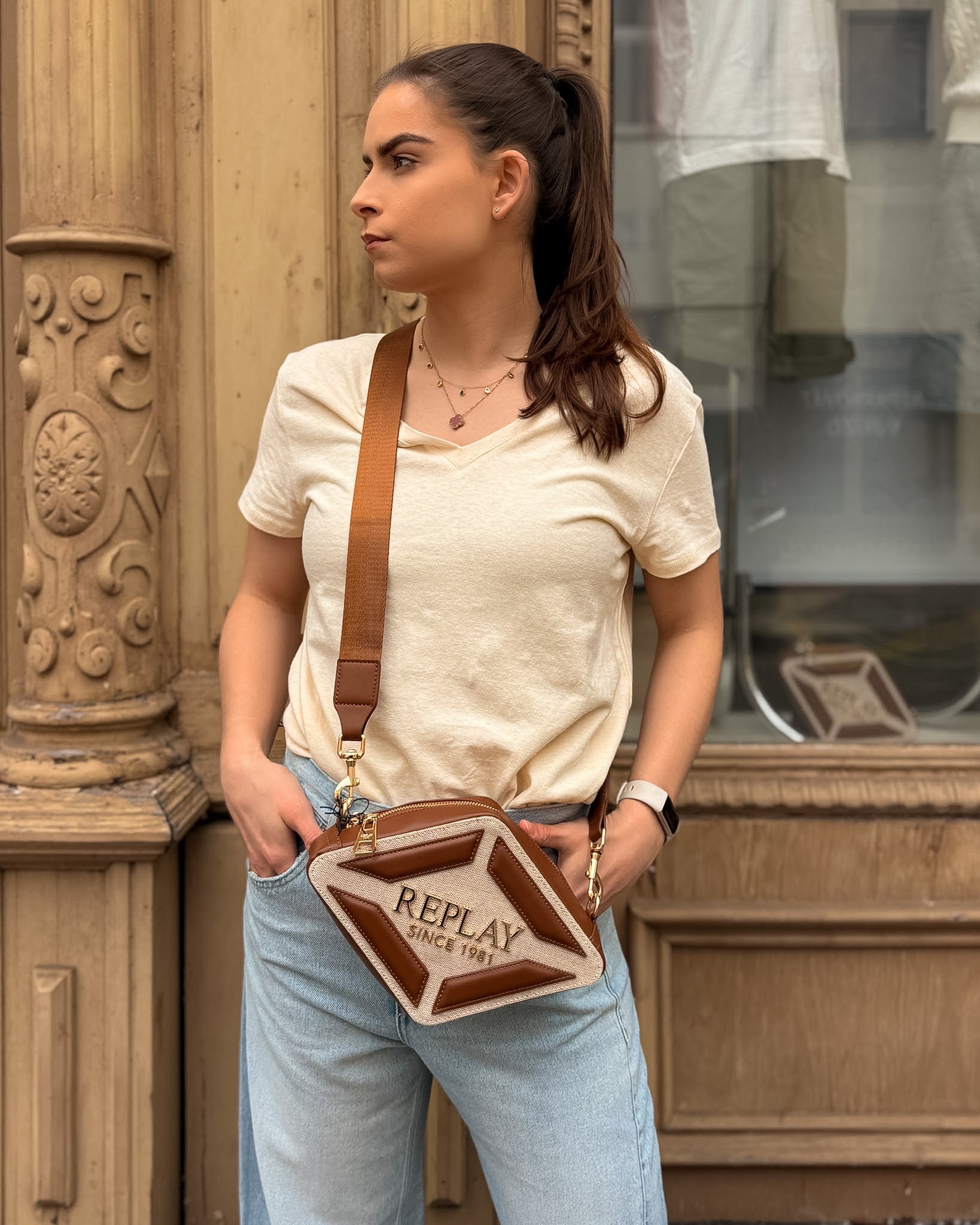 REPLAY CROSSBODY TASCHE DIAMOND MIT LOGO – FW3813.001.A2026