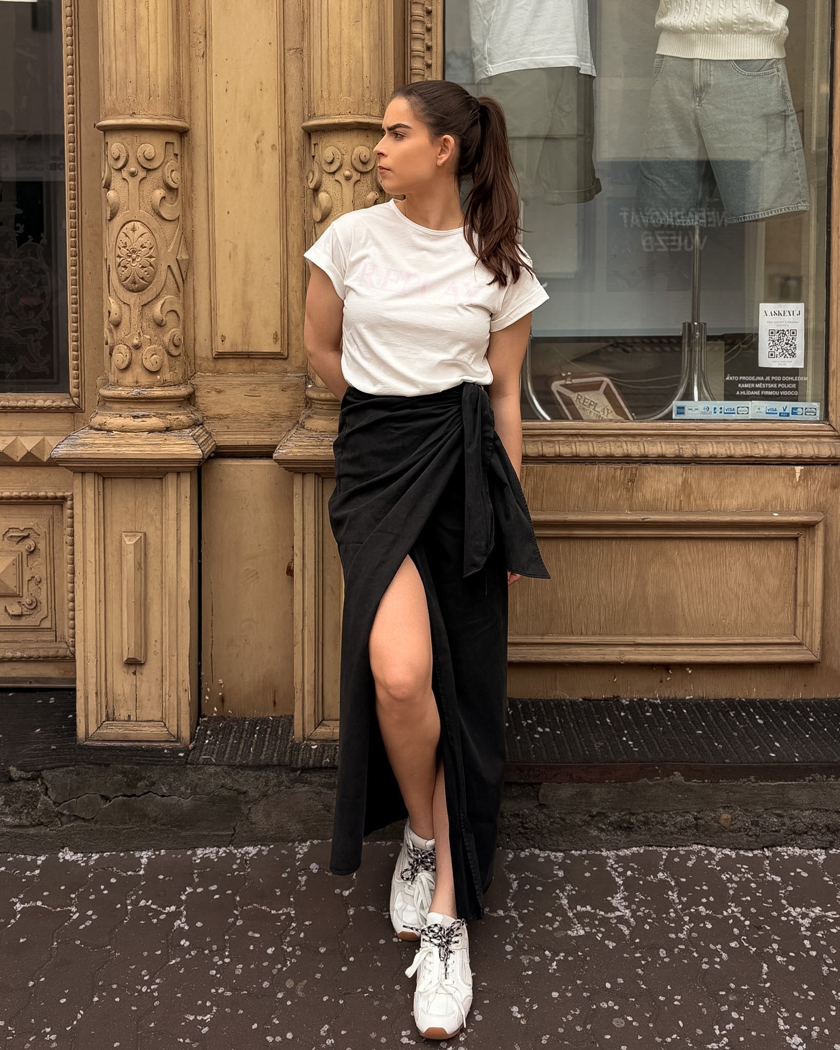 DLOUHÁ SUKNĚ REPLAY Z KEPRU S DRAPÉRIÍ 